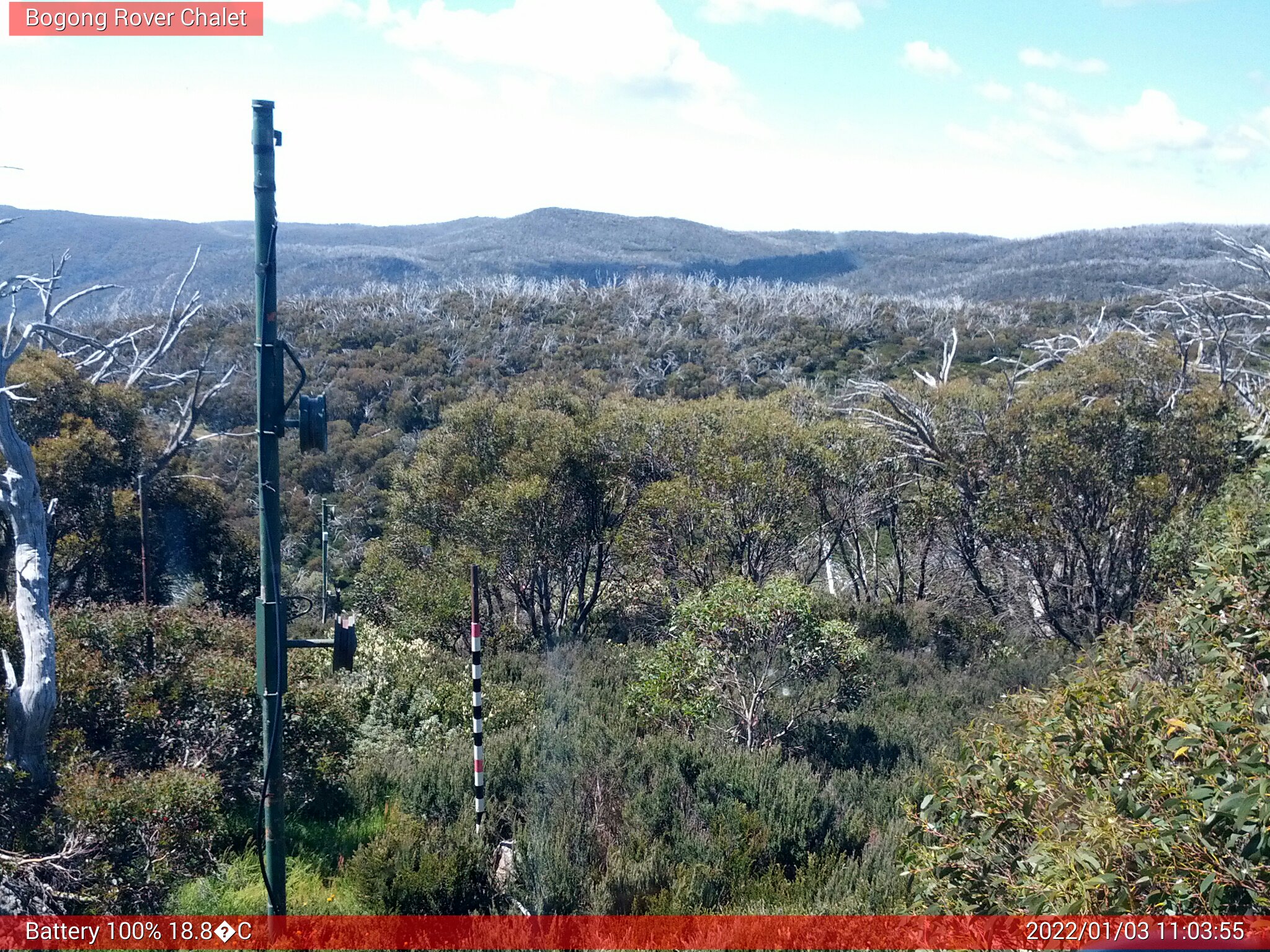 Bogong Web Cam 11:03am Monday 3rd of January 2022