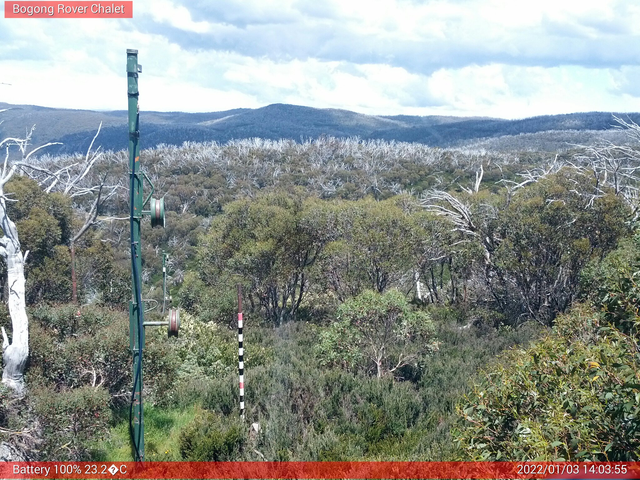 Bogong Web Cam 2:03pm Monday 3rd of January 2022