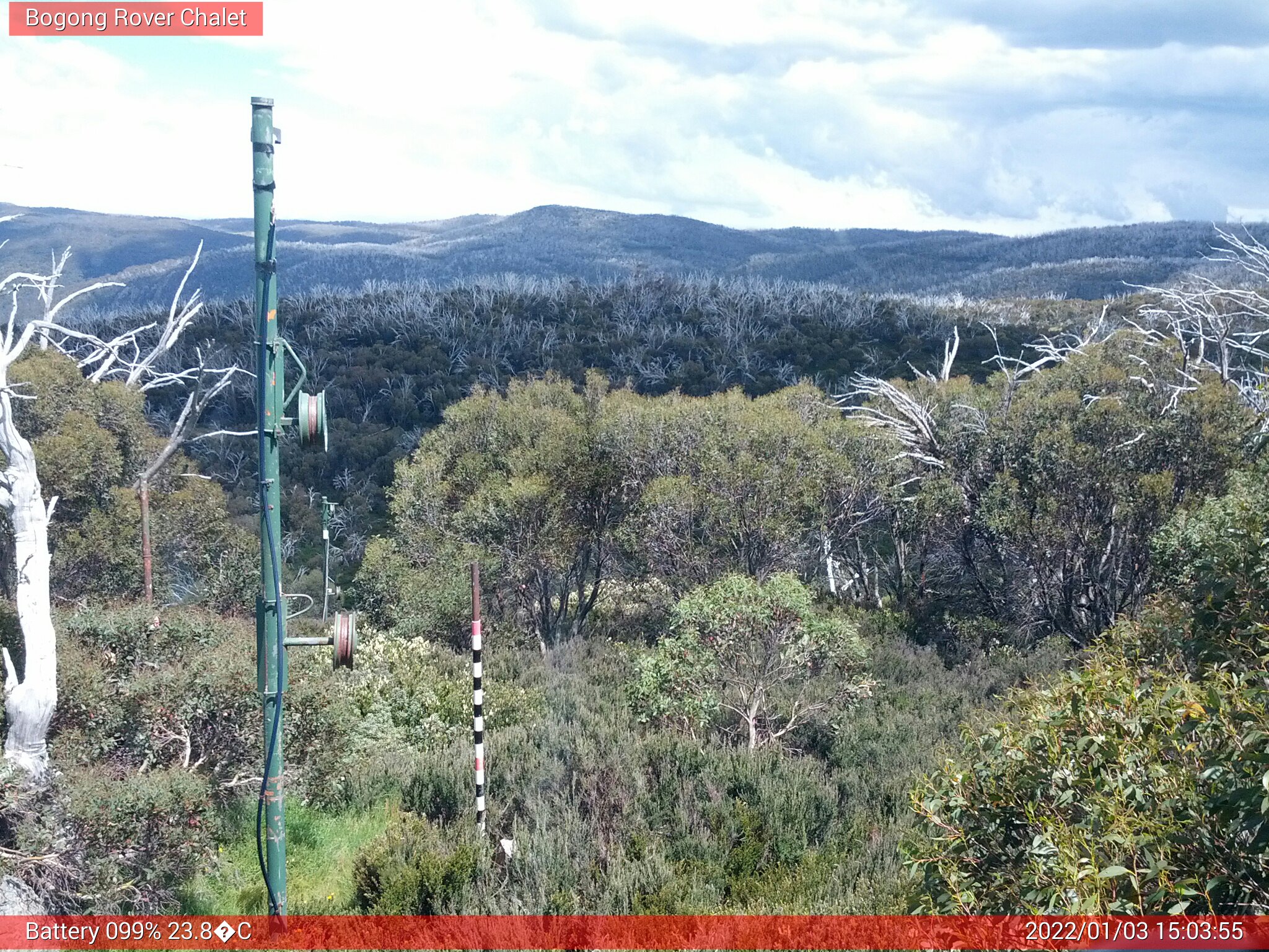 Bogong Web Cam 3:03pm Monday 3rd of January 2022