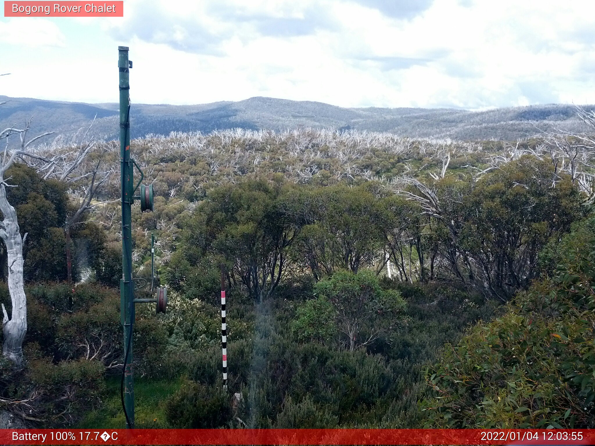 Bogong Web Cam 12:03pm Tuesday 4th of January 2022