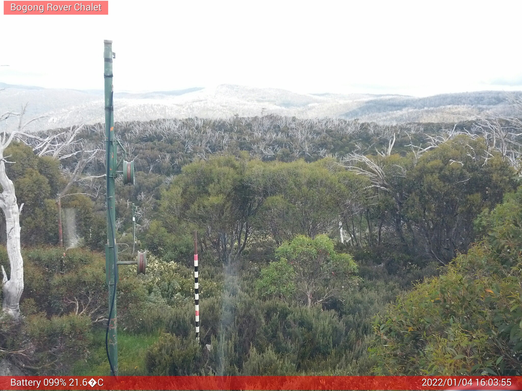 Bogong Web Cam 4:03pm Tuesday 4th of January 2022