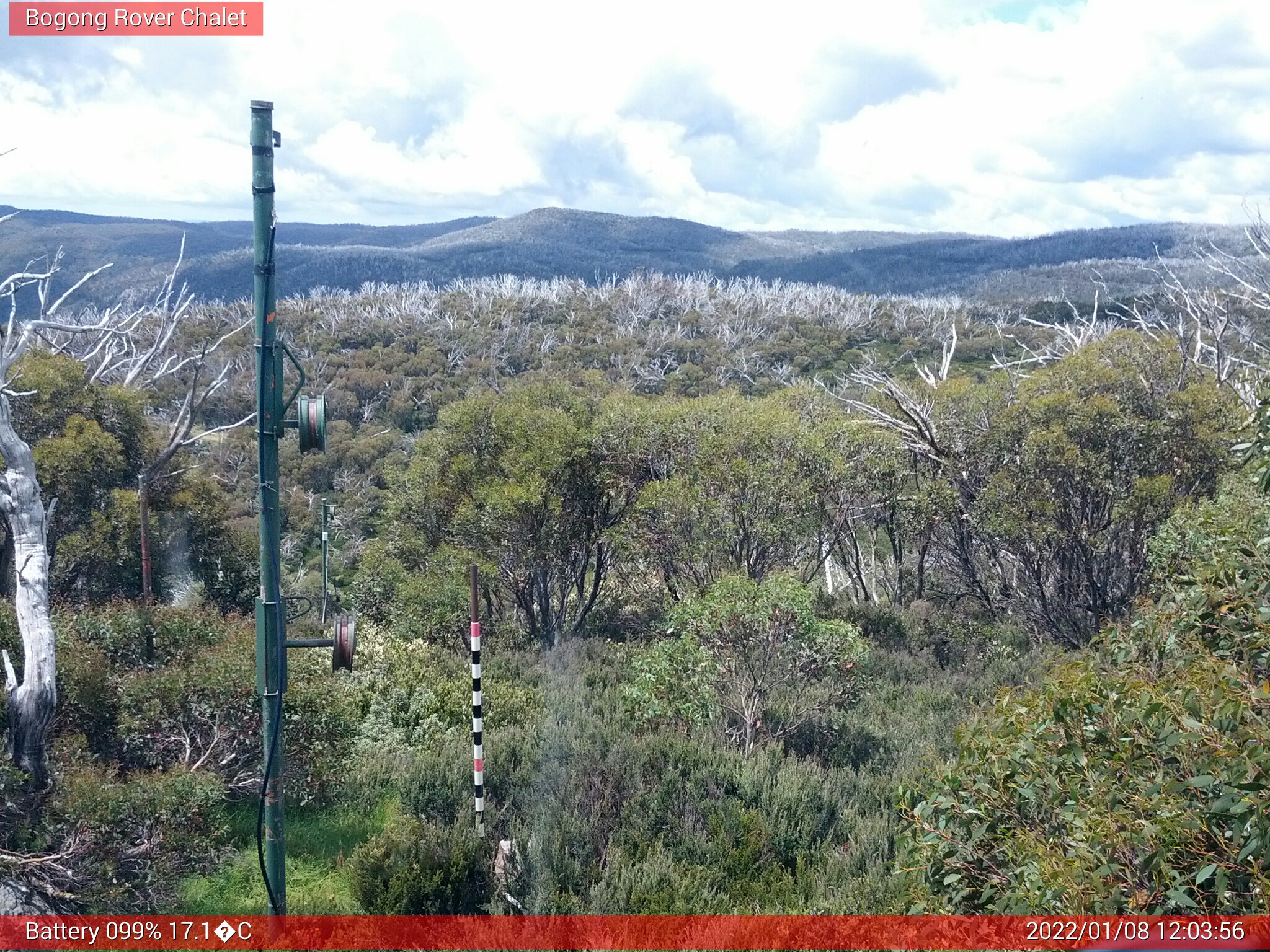 Bogong Web Cam 12:03pm Saturday 8th of January 2022