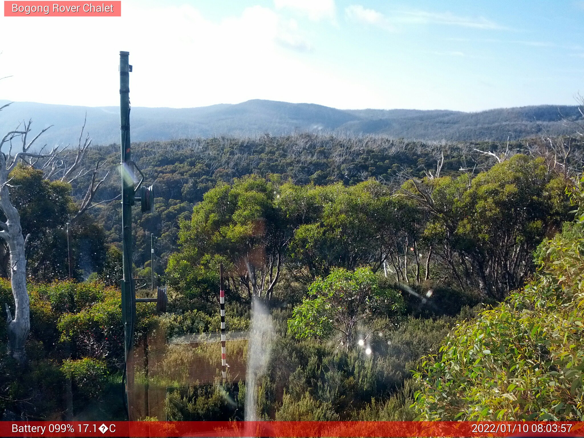 Bogong Web Cam 8:03am Monday 10th of January 2022