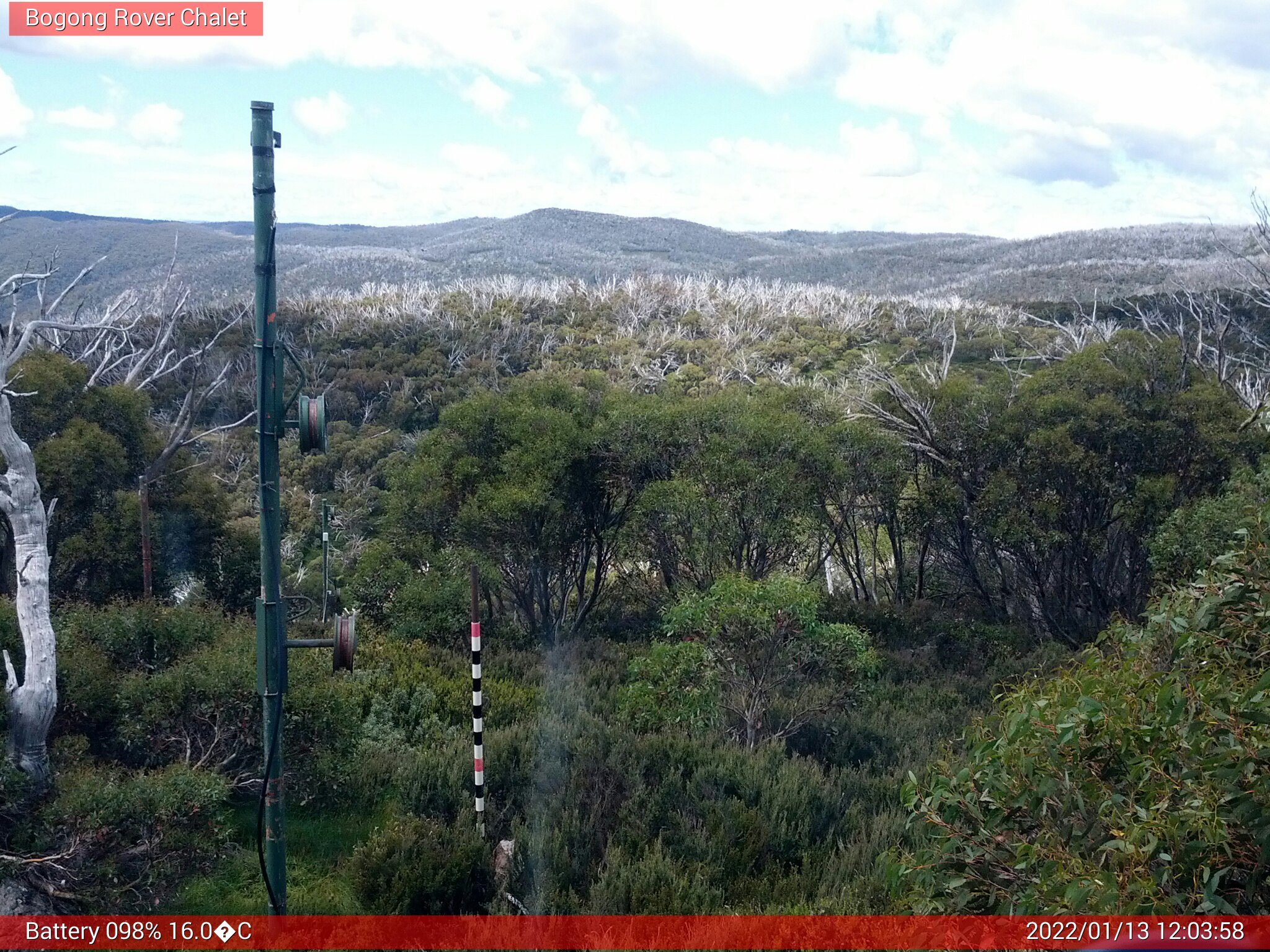 Bogong Web Cam 12:03pm Thursday 13th of January 2022