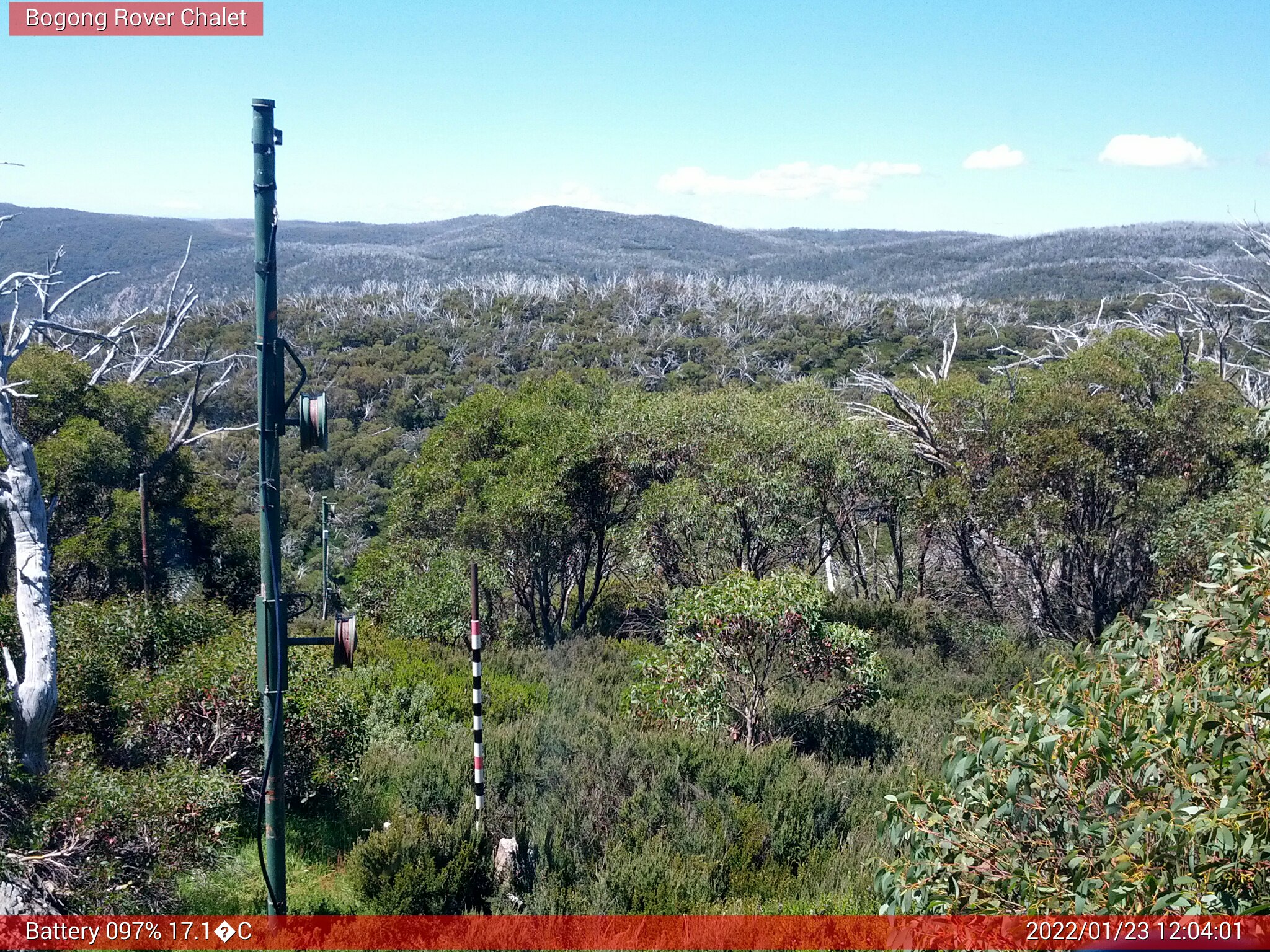 Bogong Web Cam 12:04pm Sunday 23rd of January 2022