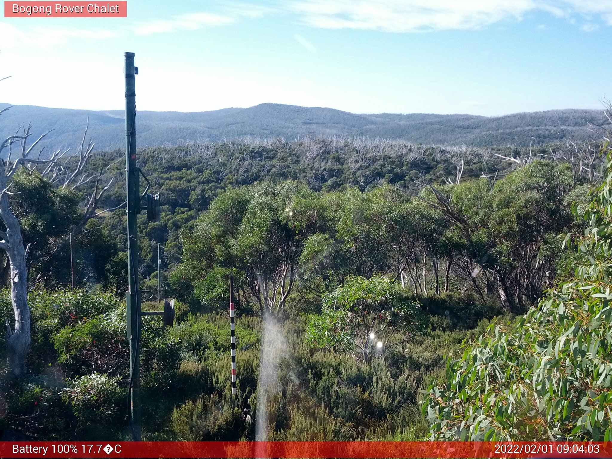 Bogong Web Cam 9:04am Tuesday 1st of February 2022