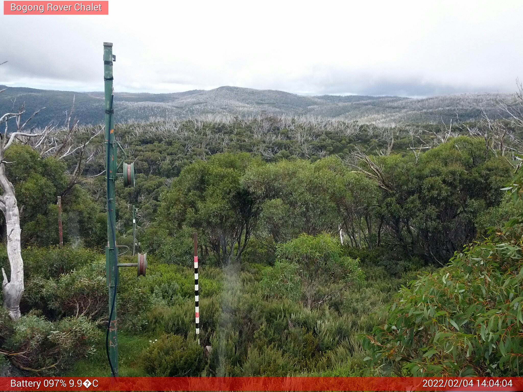 Bogong Web Cam 2:04pm Friday 4th of February 2022