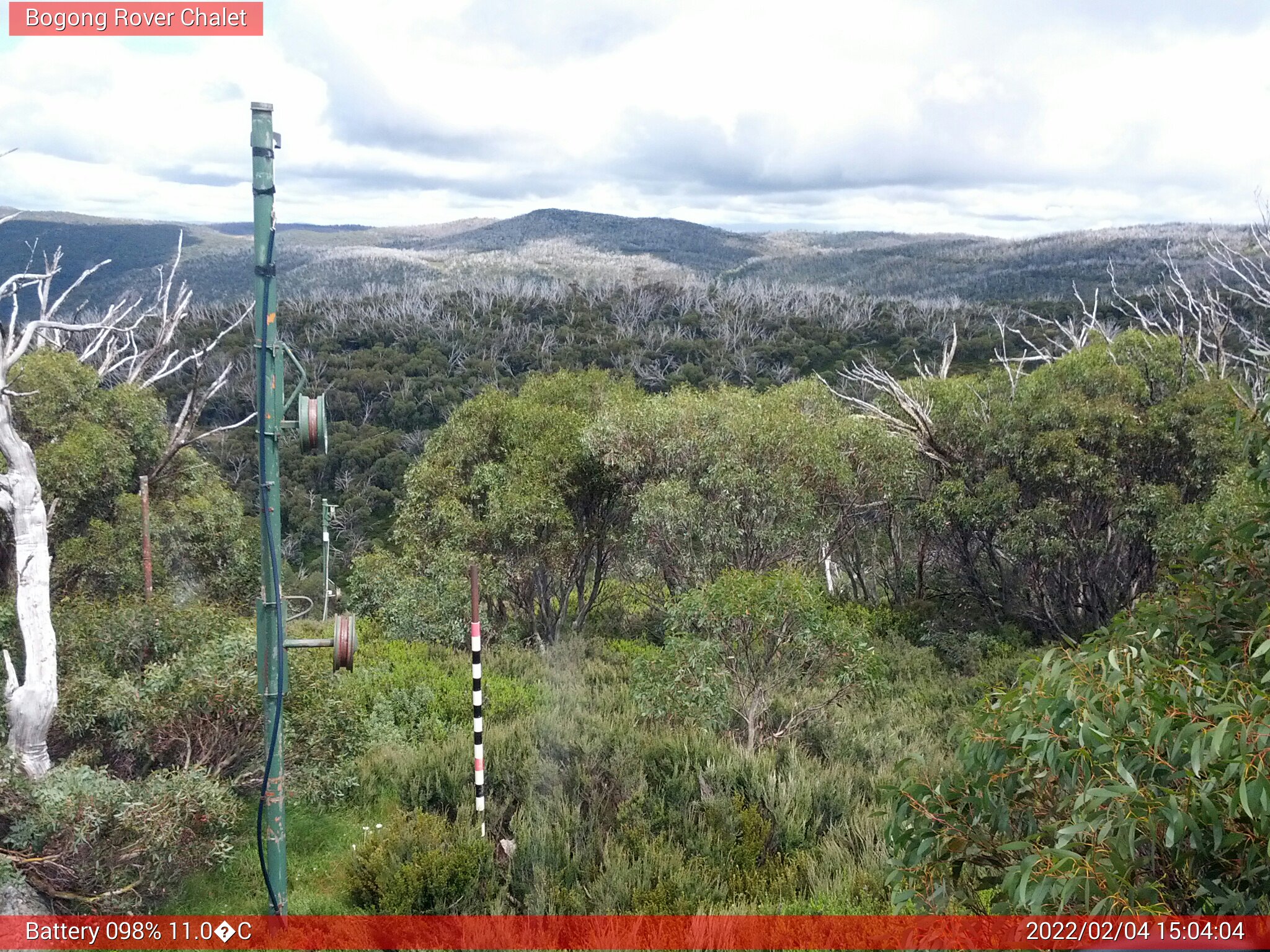 Bogong Web Cam 3:04pm Friday 4th of February 2022