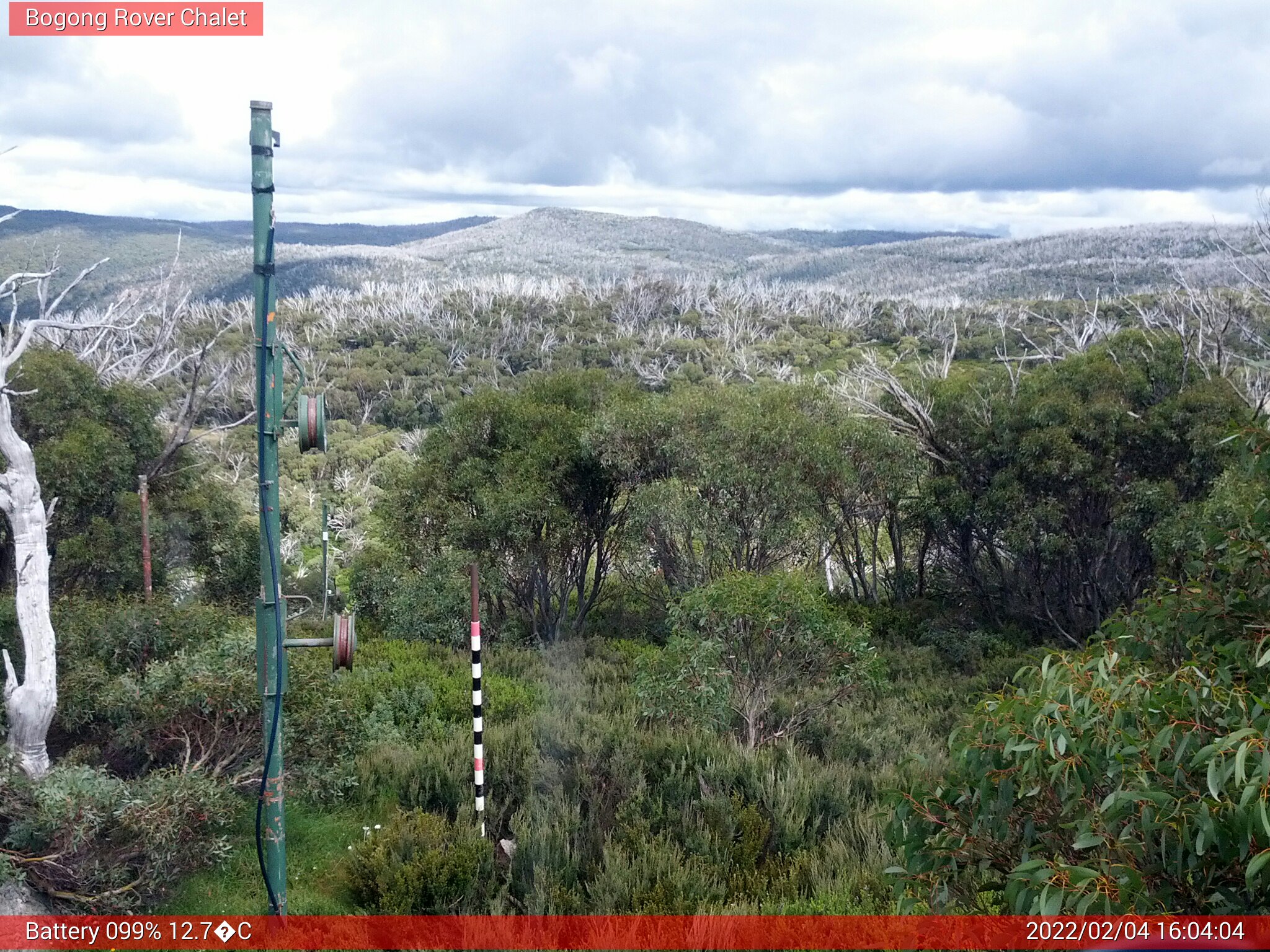 Bogong Web Cam 4:04pm Friday 4th of February 2022