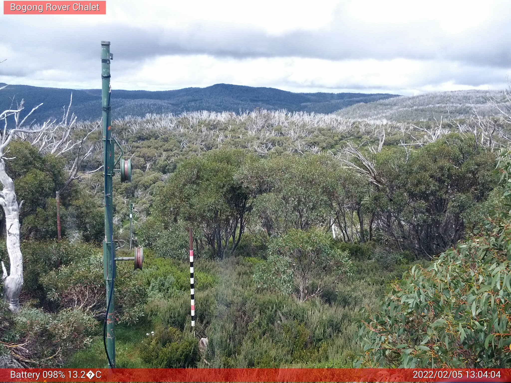 Bogong Web Cam 1:04pm Saturday 5th of February 2022