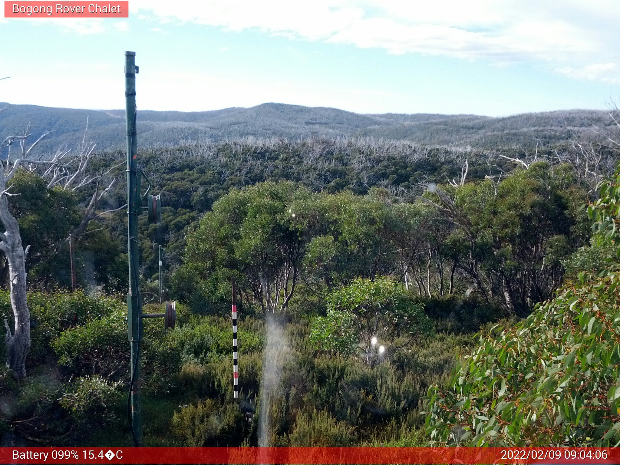 Bogong Web Cam 9:04am Wednesday 9th of February 2022