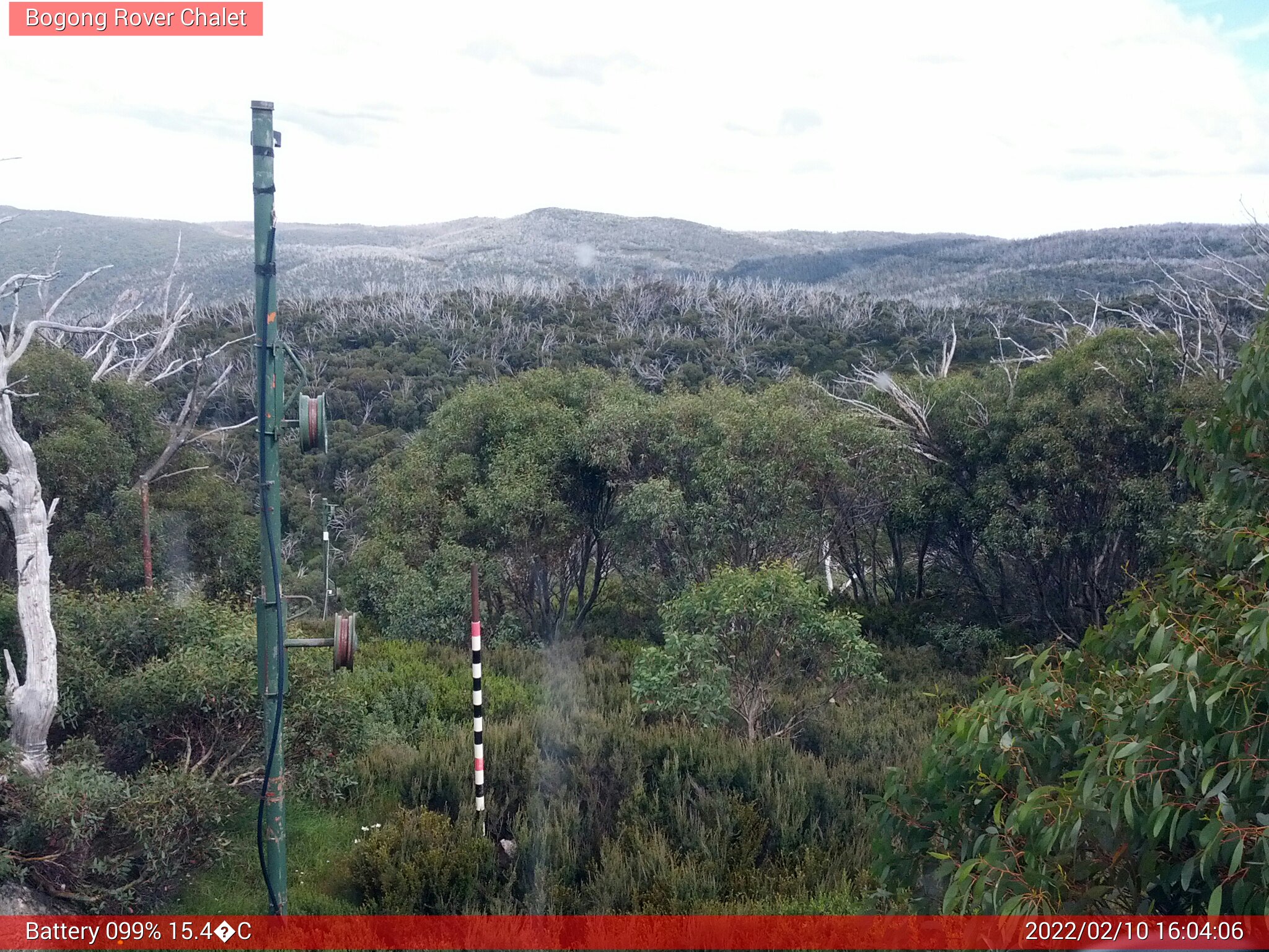 Bogong Web Cam 4:04pm Thursday 10th of February 2022