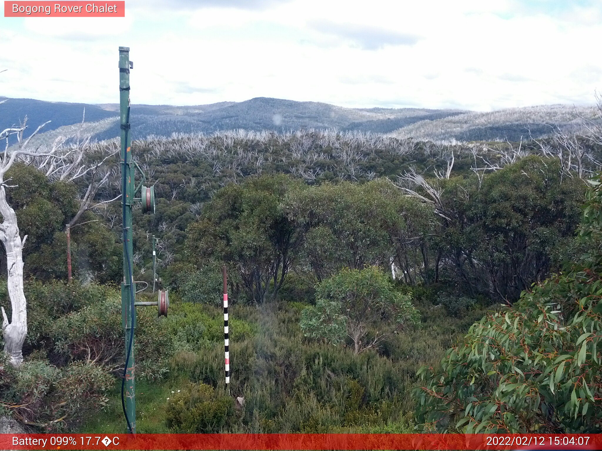 Bogong Web Cam 3:04pm Saturday 12th of February 2022