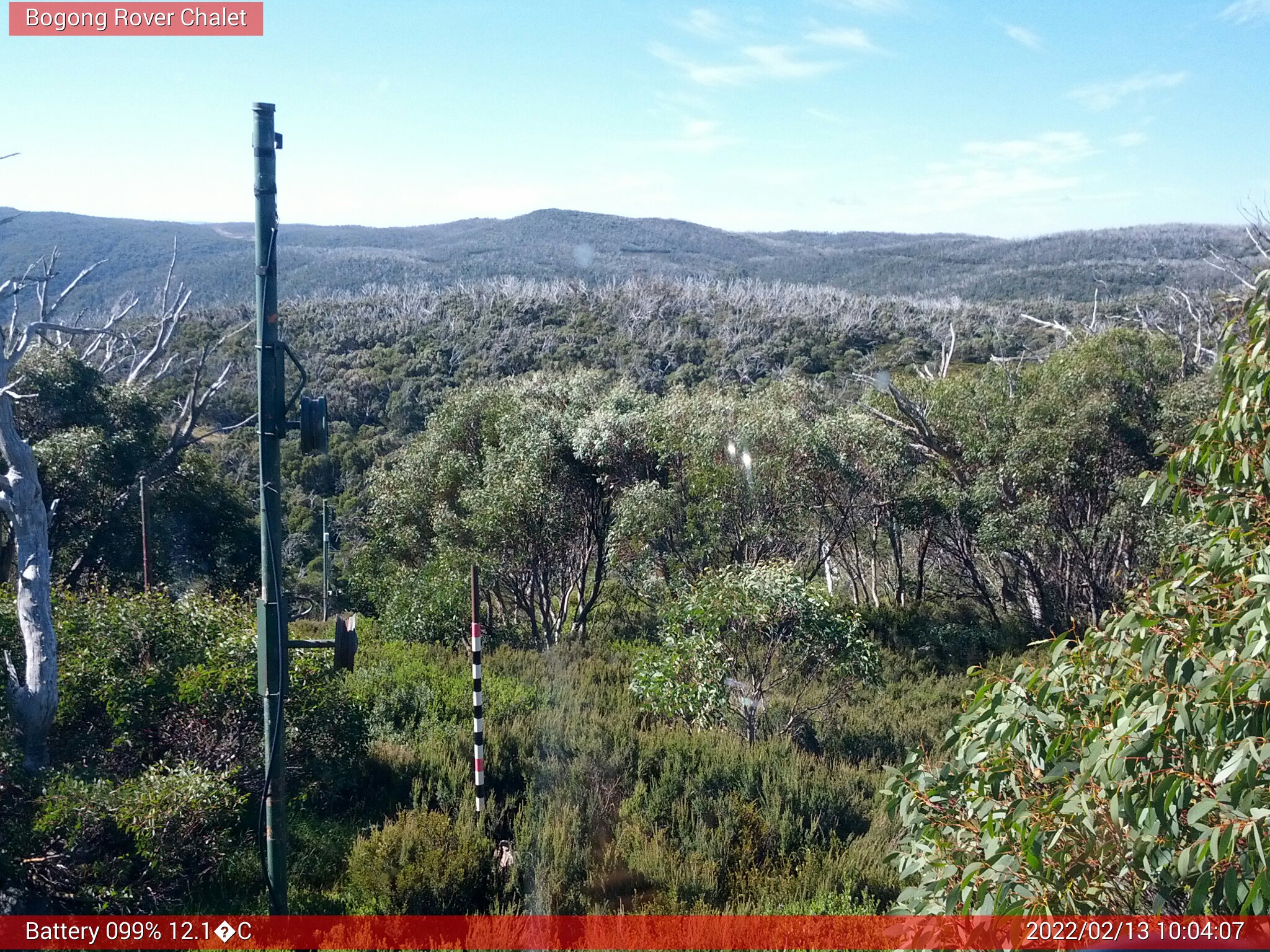 Bogong Web Cam 10:04am Sunday 13th of February 2022