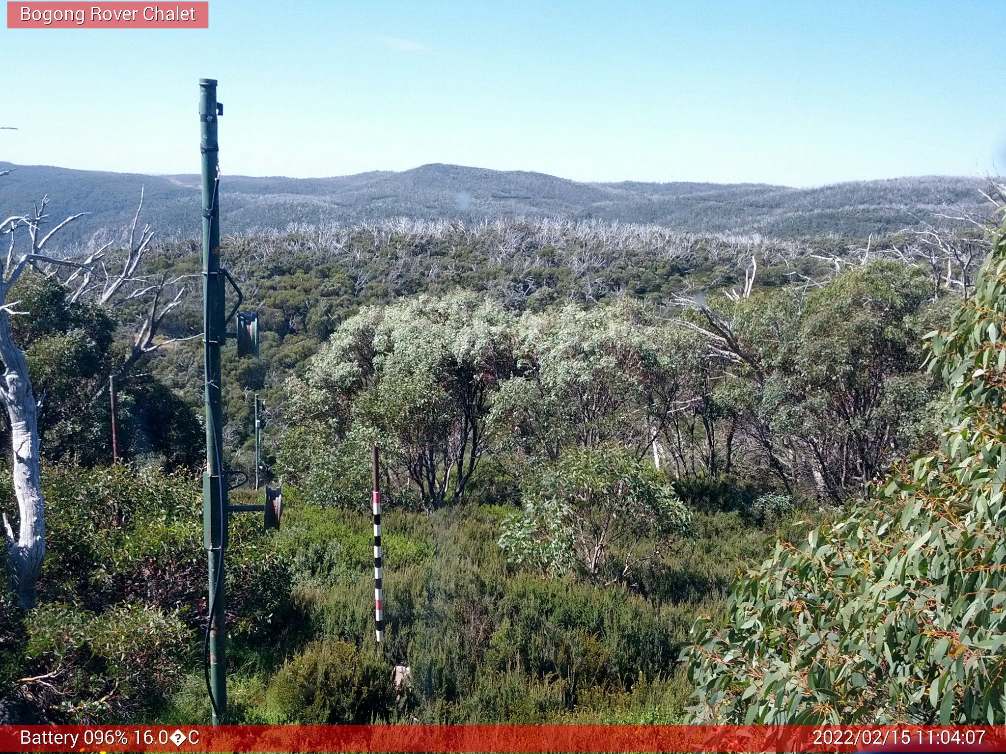 Bogong Web Cam 11:04am Tuesday 15th of February 2022