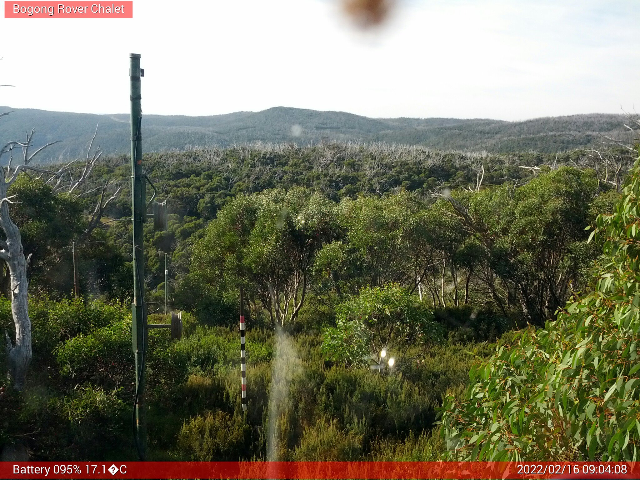 Bogong Web Cam 9:04am Wednesday 16th of February 2022