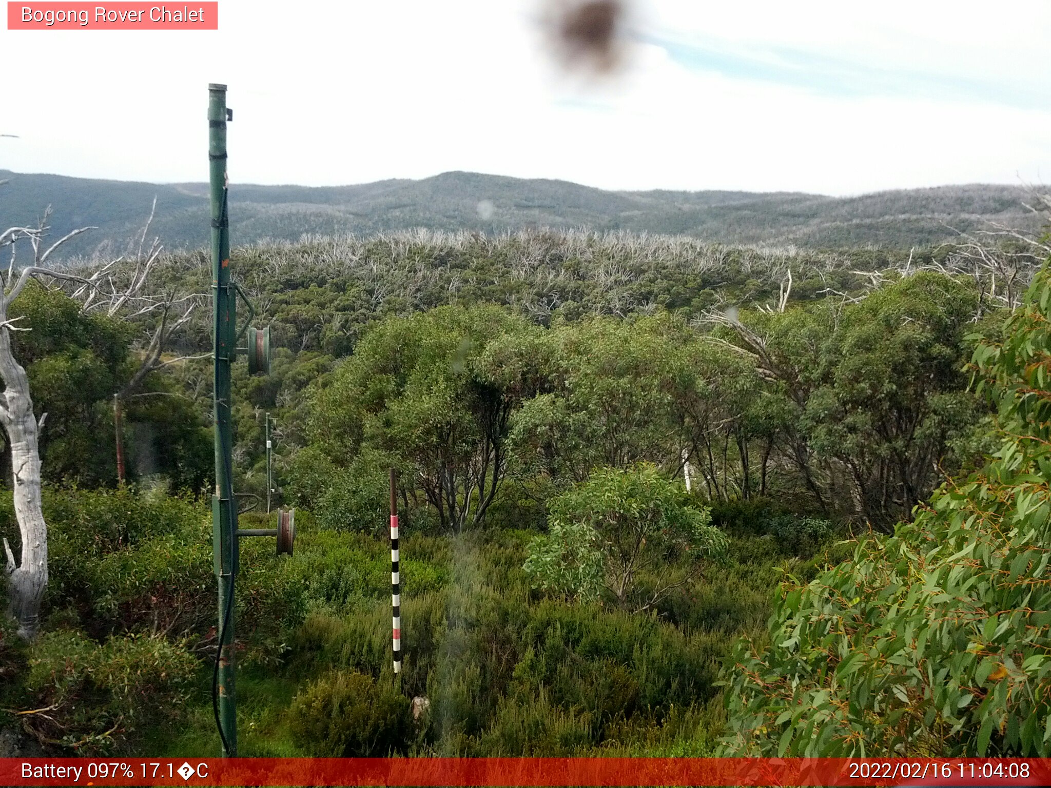 Bogong Web Cam 11:04am Wednesday 16th of February 2022