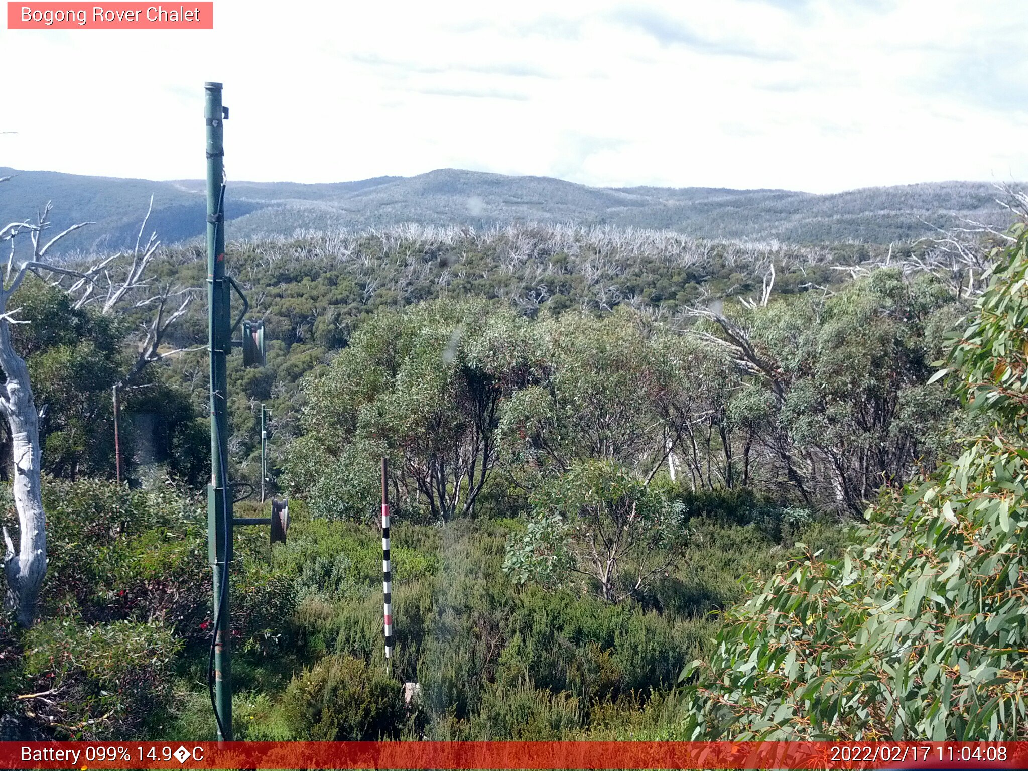 Bogong Web Cam 11:04am Thursday 17th of February 2022