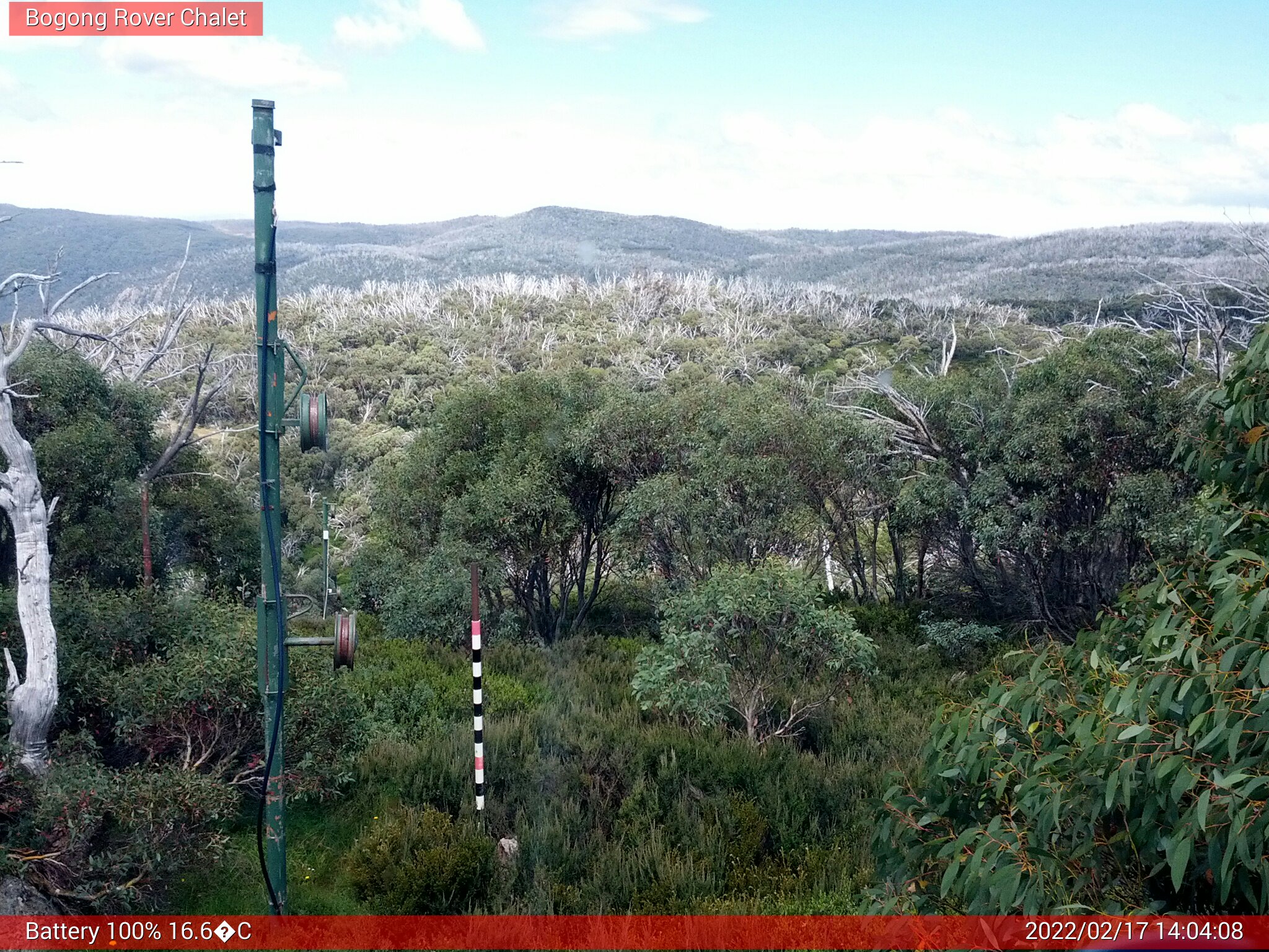 Bogong Web Cam 2:04pm Thursday 17th of February 2022