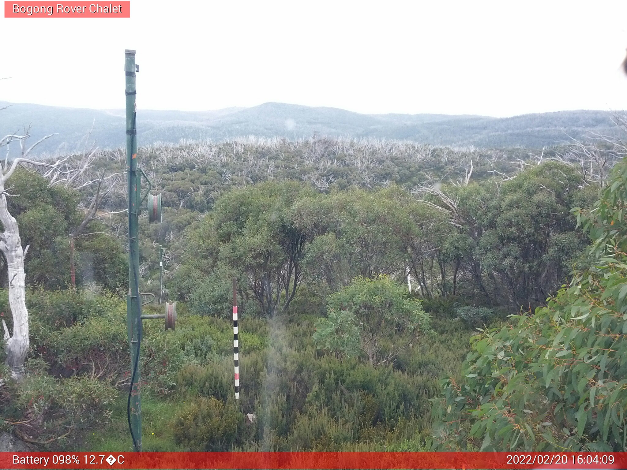 Bogong Web Cam 4:04pm Sunday 20th of February 2022