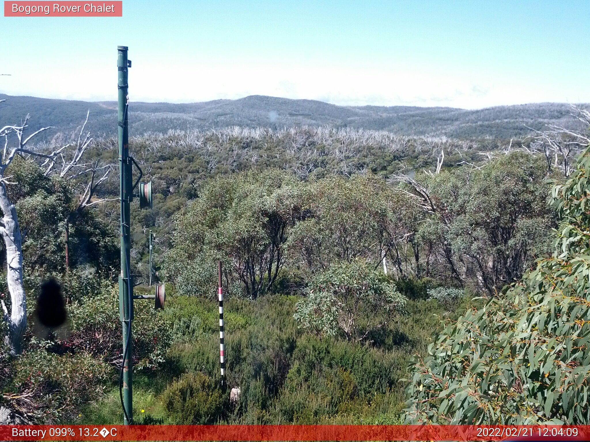 Bogong Web Cam 12:04pm Monday 21st of February 2022