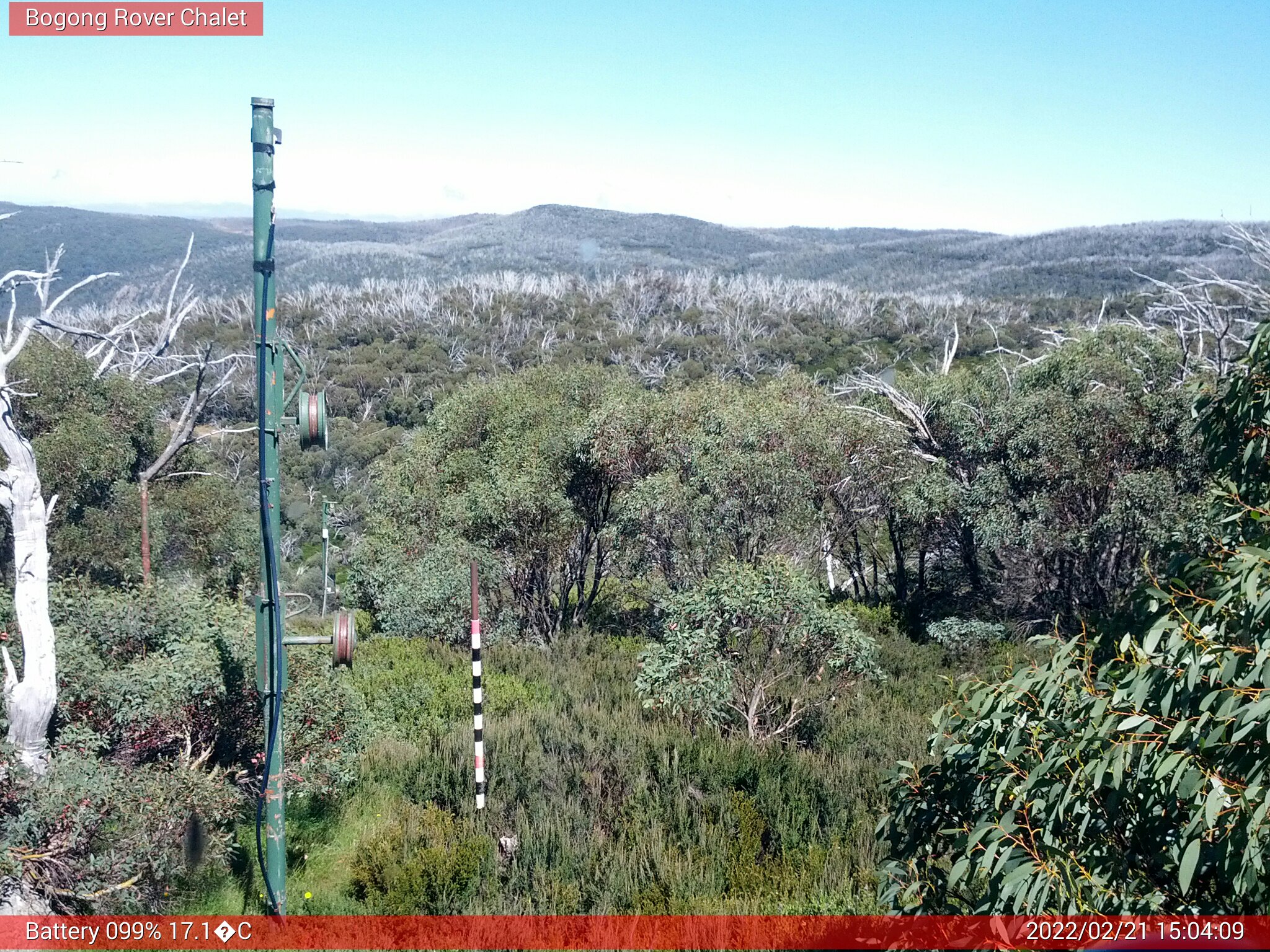 Bogong Web Cam 3:04pm Monday 21st of February 2022