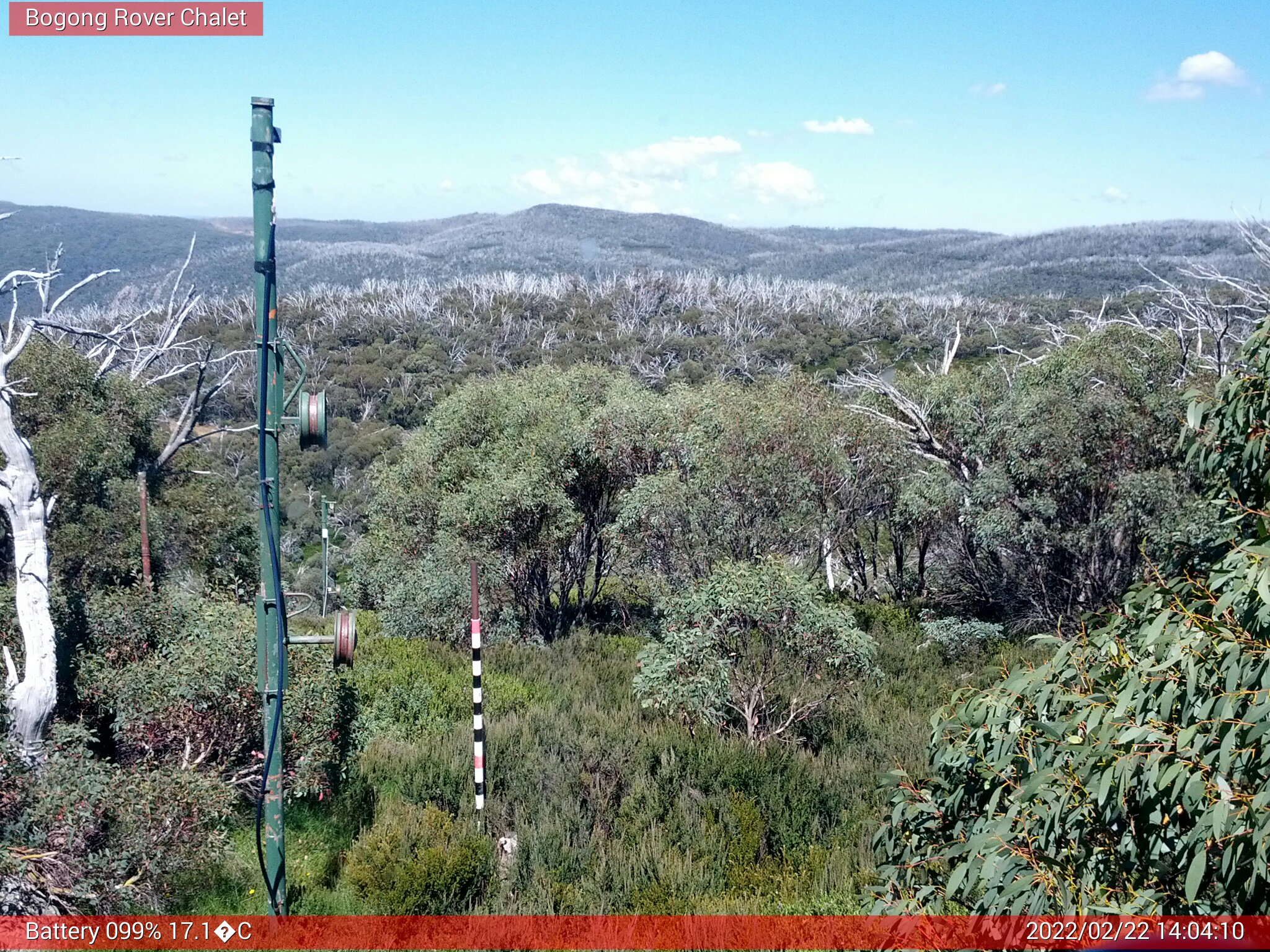 Bogong Web Cam 2:04pm Tuesday 22nd of February 2022