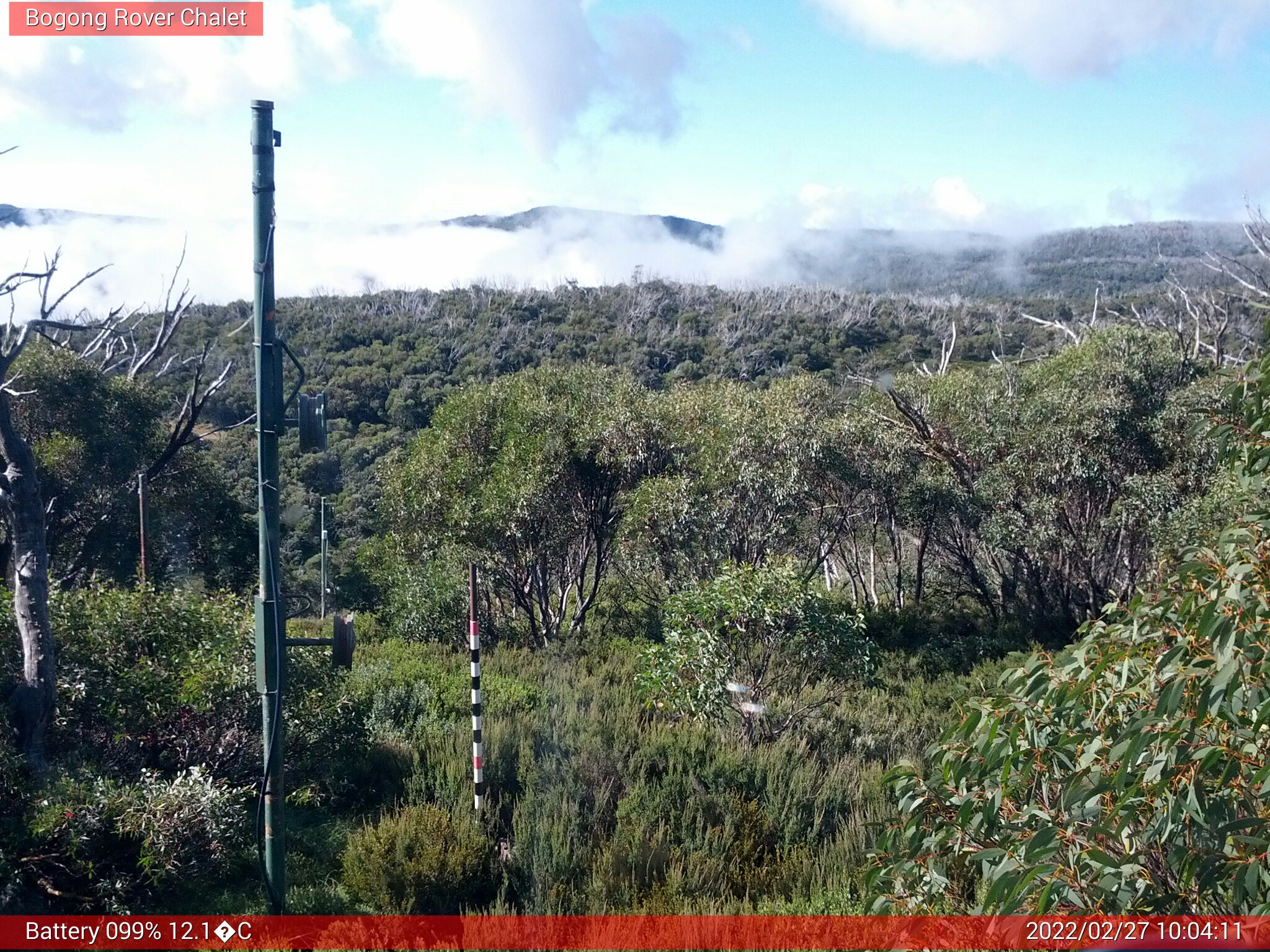 Bogong Web Cam 10:04am Sunday 27th of February 2022