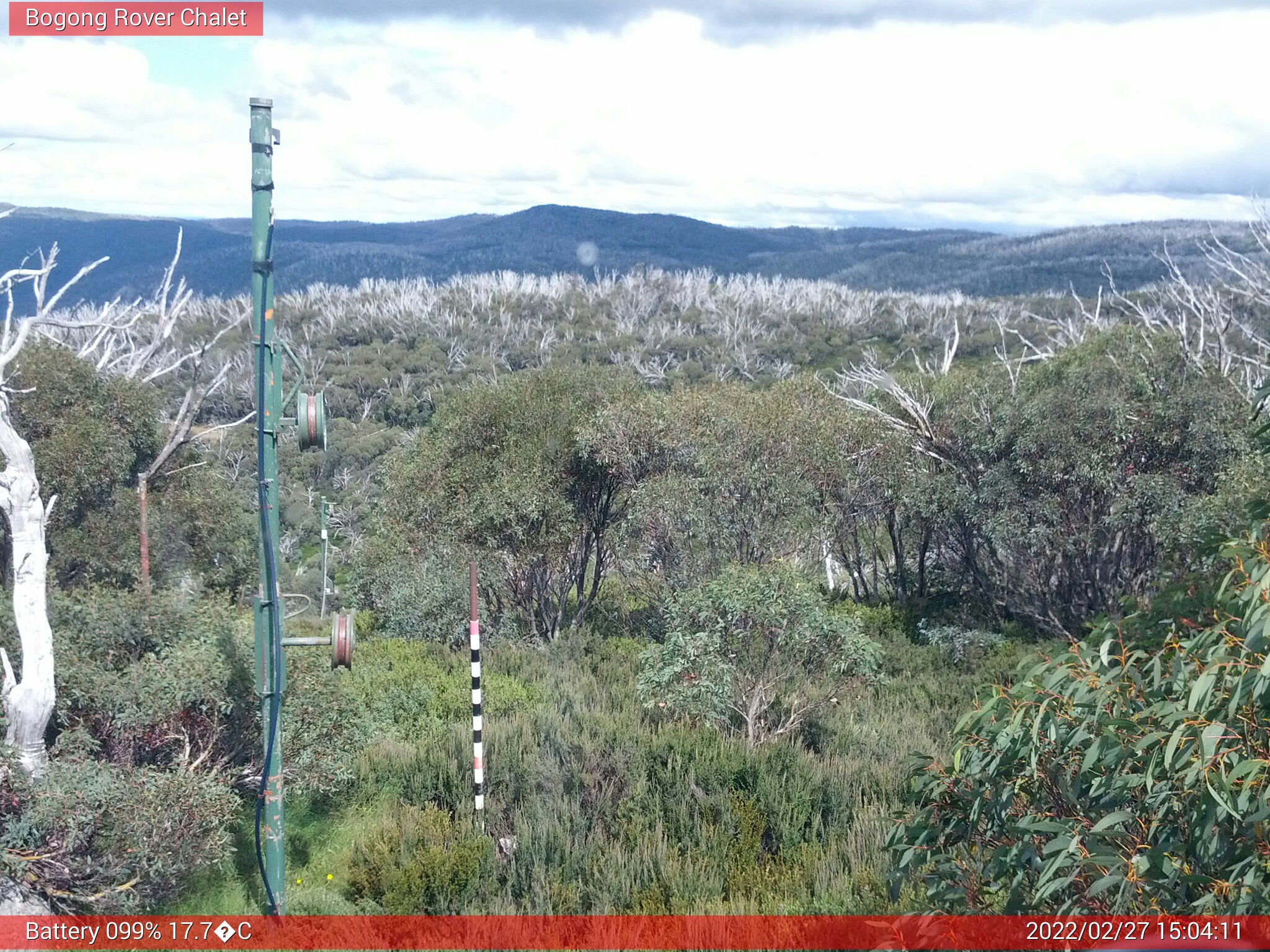 Bogong Web Cam 3:04pm Sunday 27th of February 2022