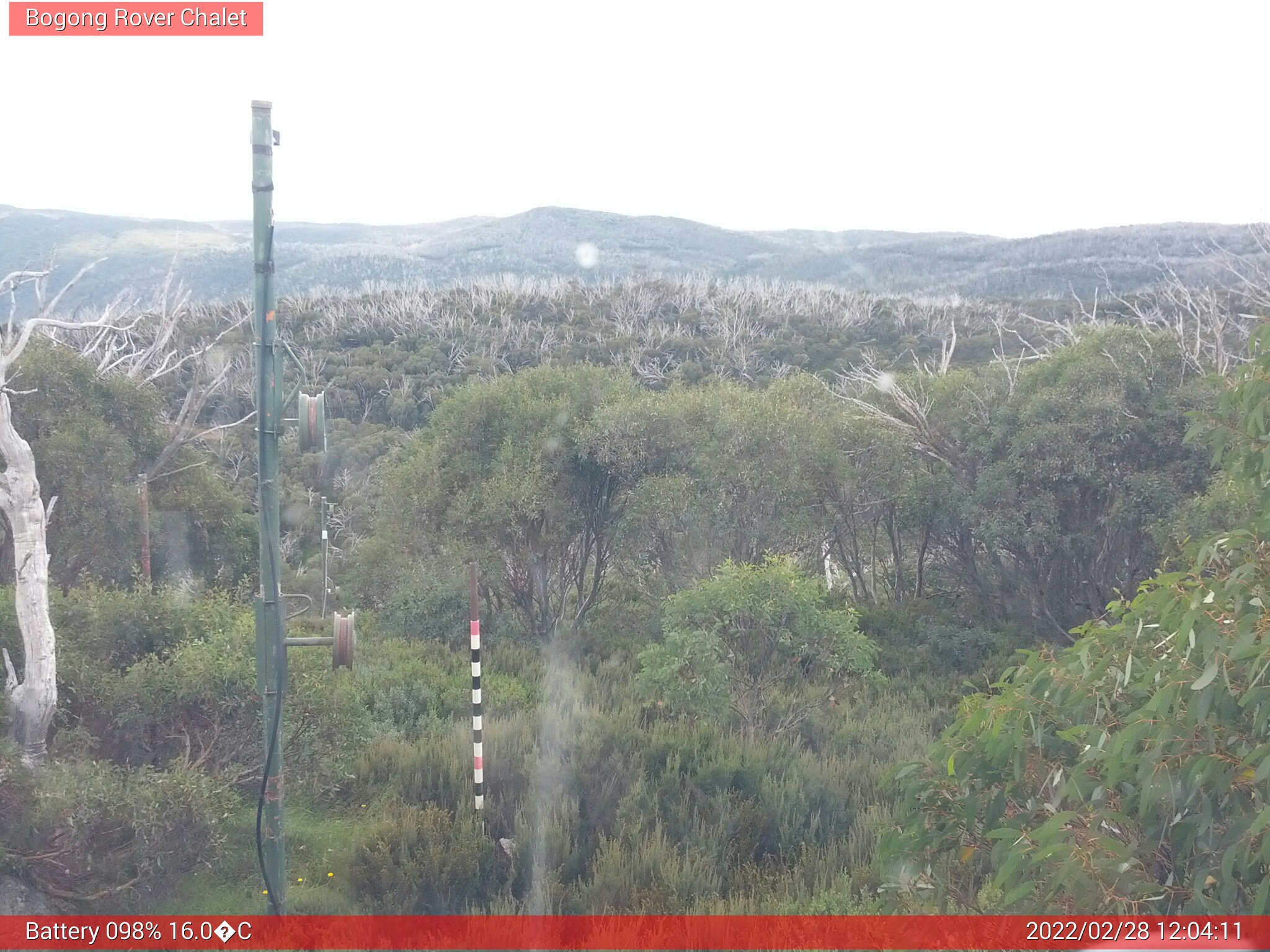 Bogong Web Cam 12:04pm Monday 28th of February 2022