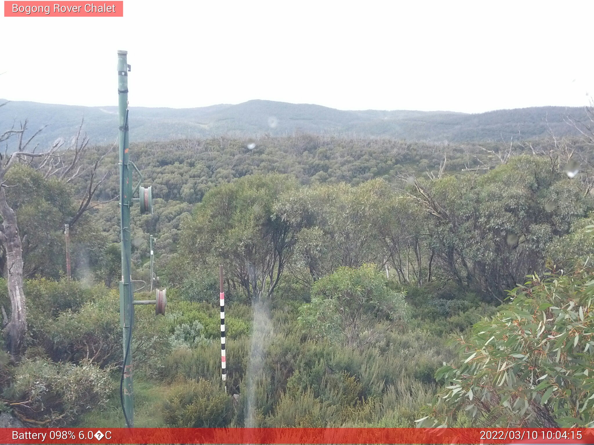 Bogong Web Cam 10:04am Thursday 10th of March 2022