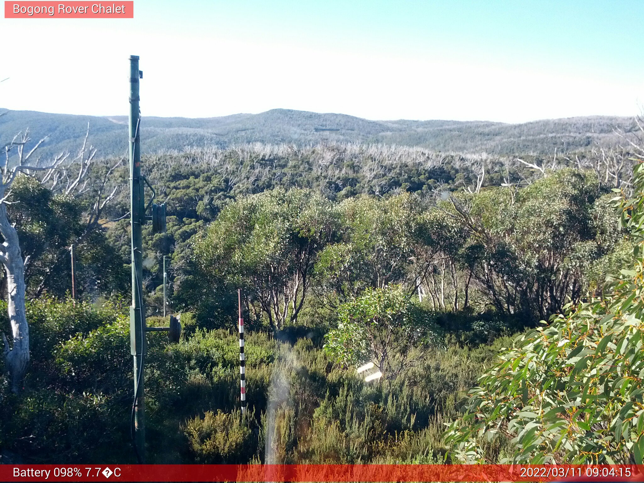 Bogong Web Cam 9:04am Friday 11th of March 2022