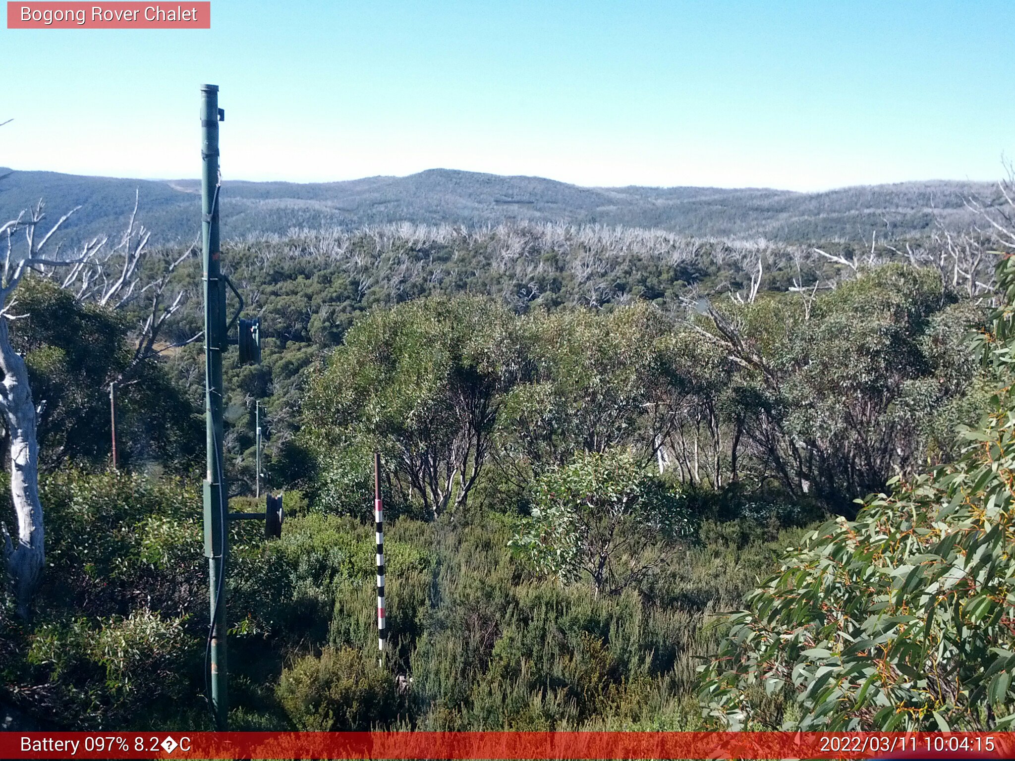 Bogong Web Cam 10:04am Friday 11th of March 2022