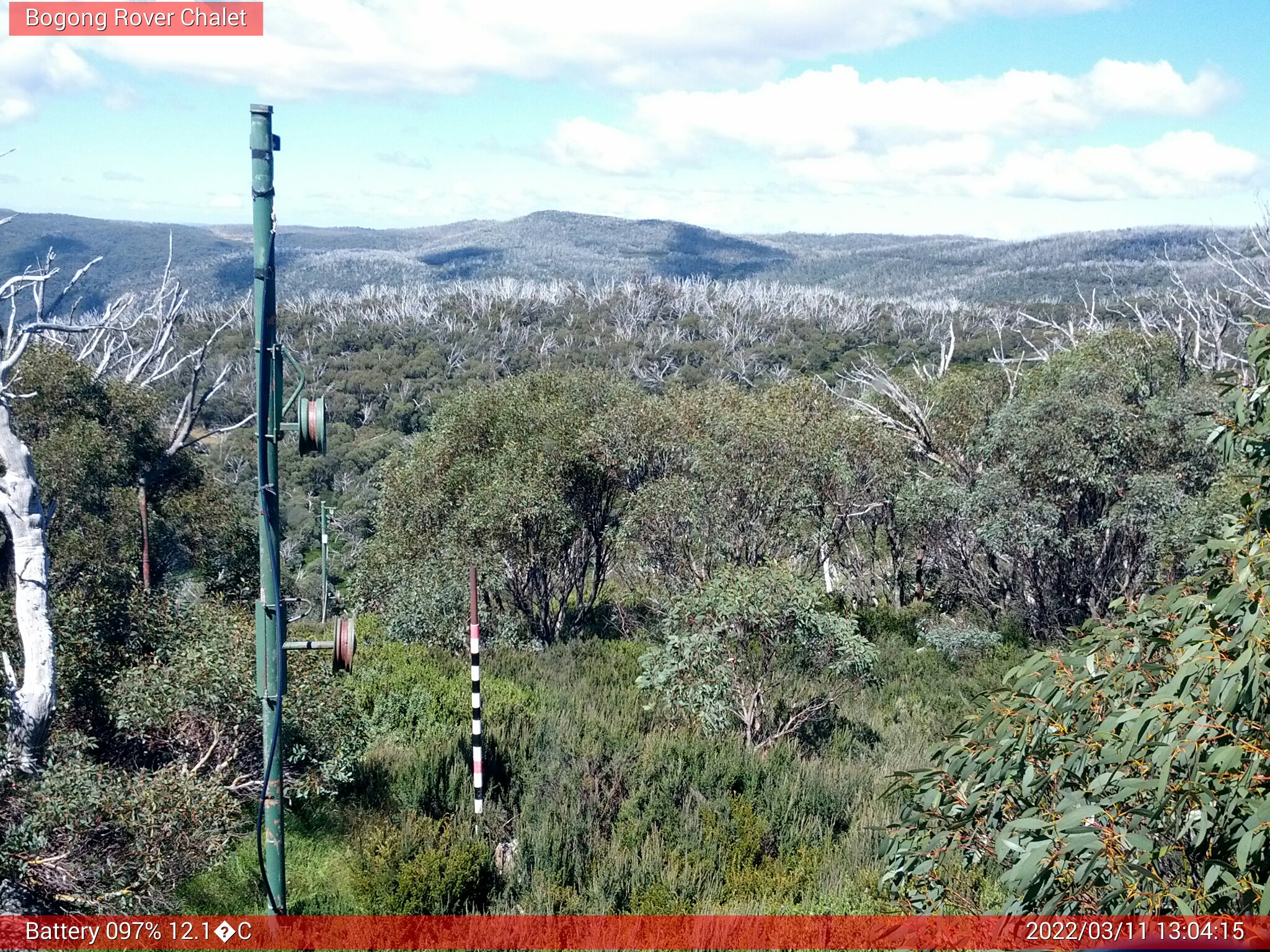 Bogong Web Cam 1:04pm Friday 11th of March 2022