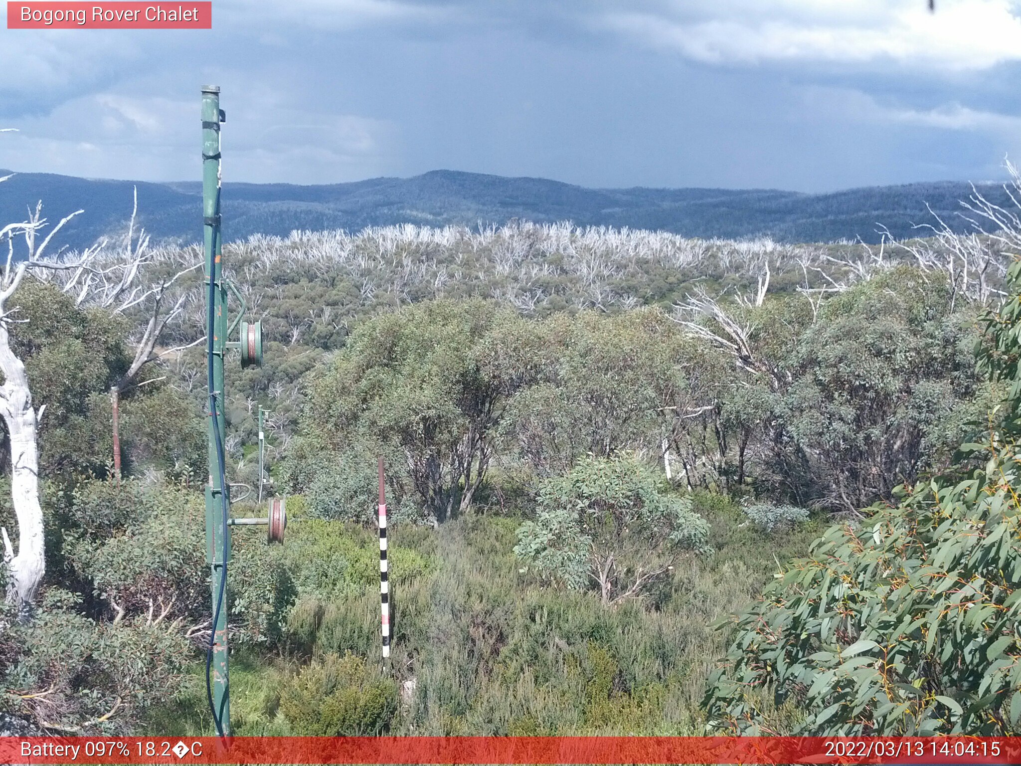 Bogong Web Cam 2:04pm Sunday 13th of March 2022