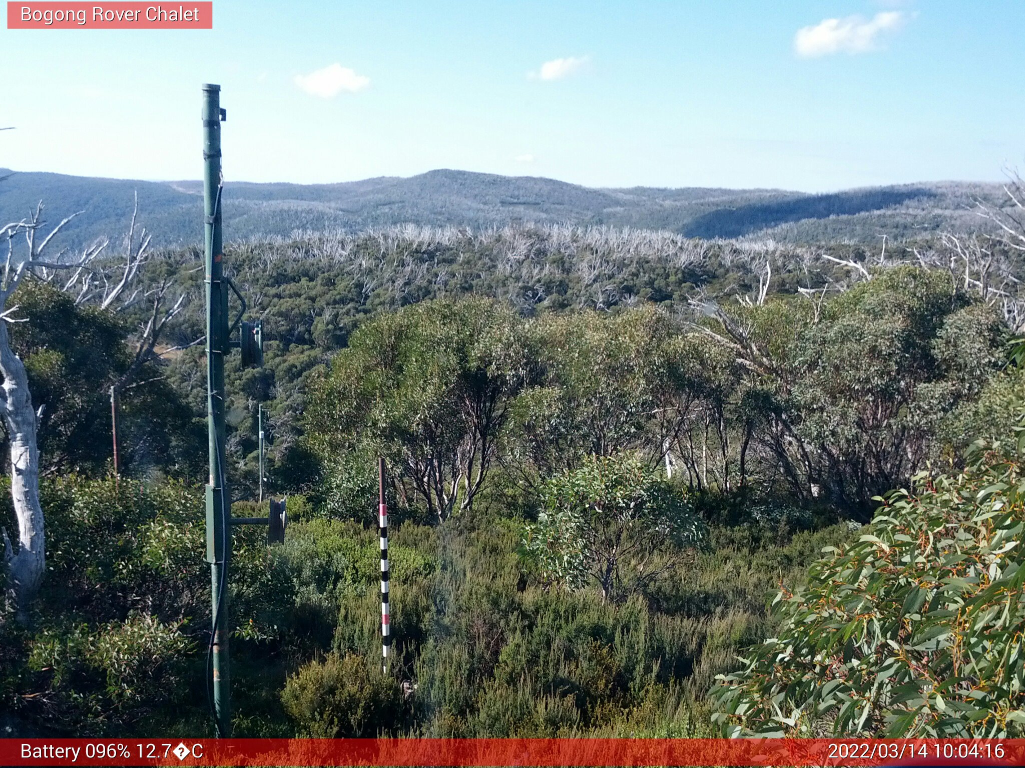 Bogong Web Cam 10:04am Monday 14th of March 2022