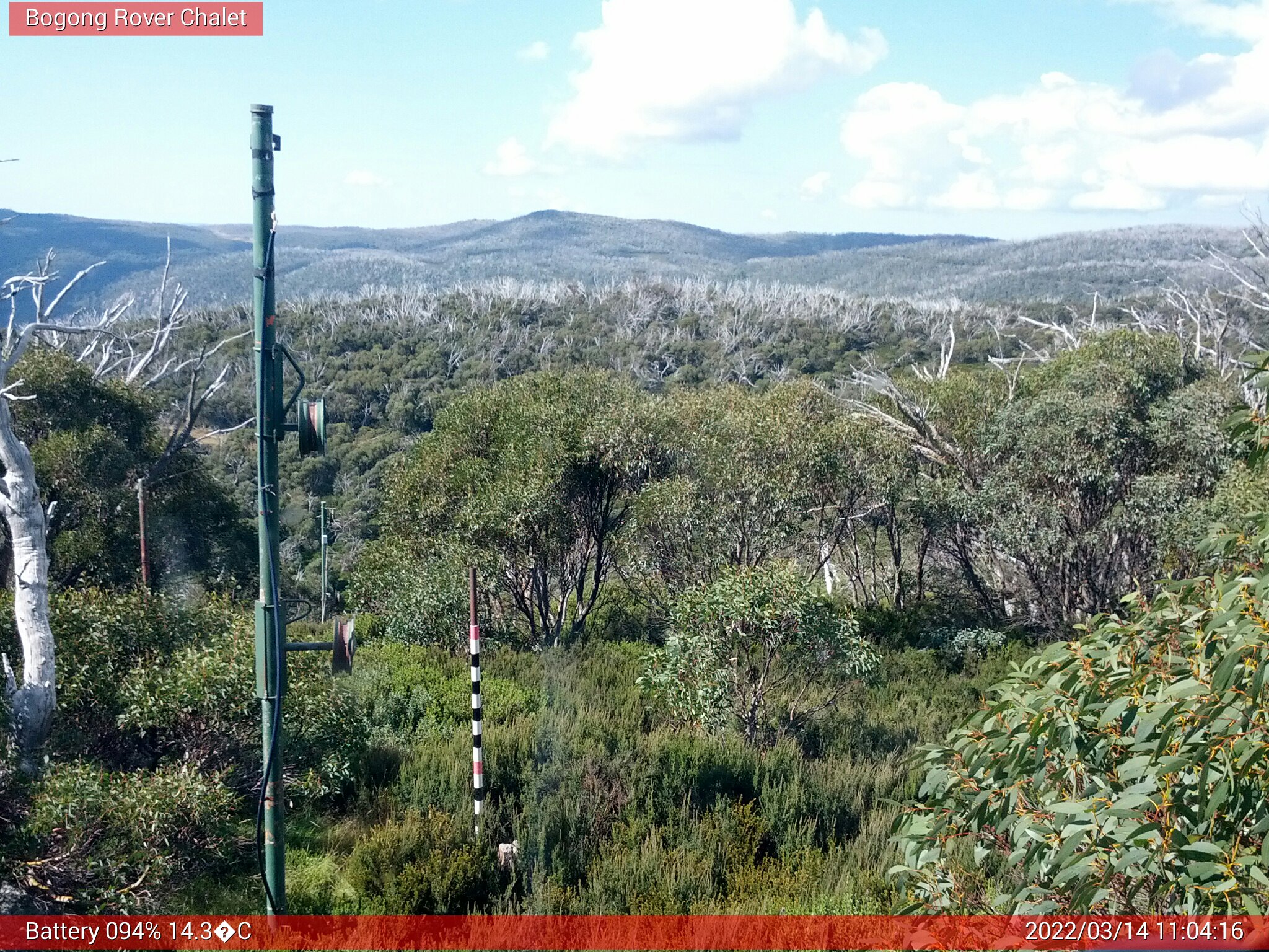 Bogong Web Cam 11:04am Monday 14th of March 2022