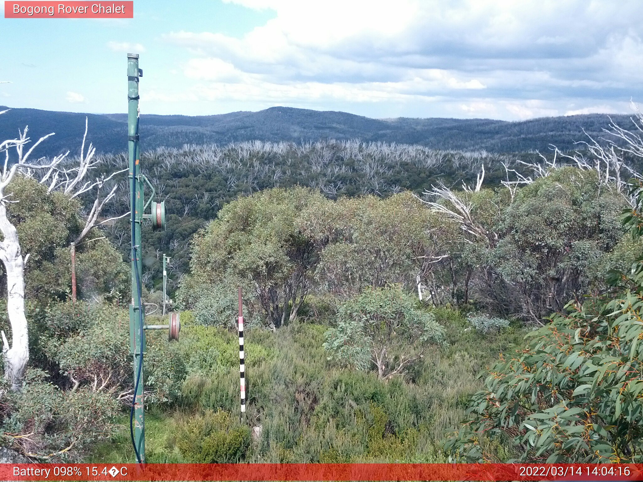 Bogong Web Cam 2:04pm Monday 14th of March 2022