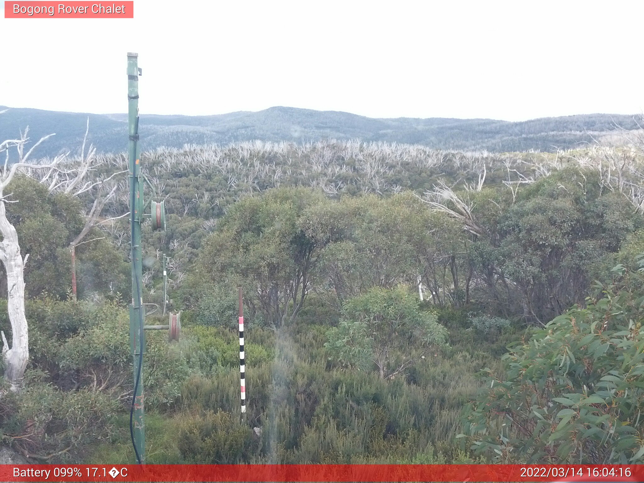 Bogong Web Cam 4:04pm Monday 14th of March 2022