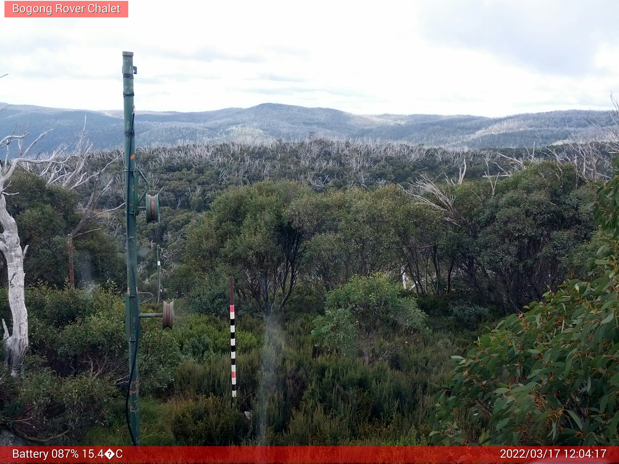 Bogong Web Cam 12:04pm Thursday 17th of March 2022