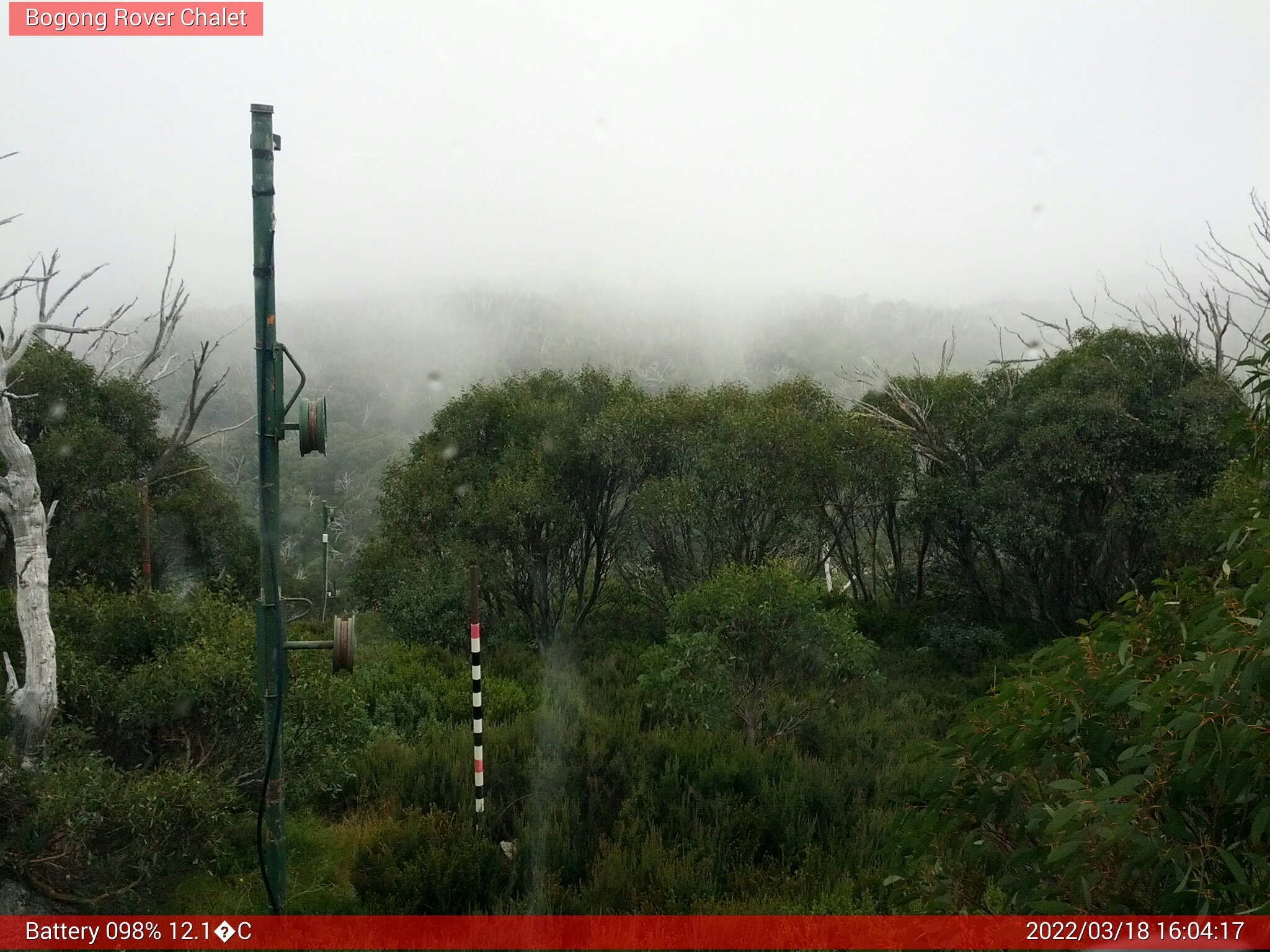 Bogong Web Cam 4:04pm Friday 18th of March 2022