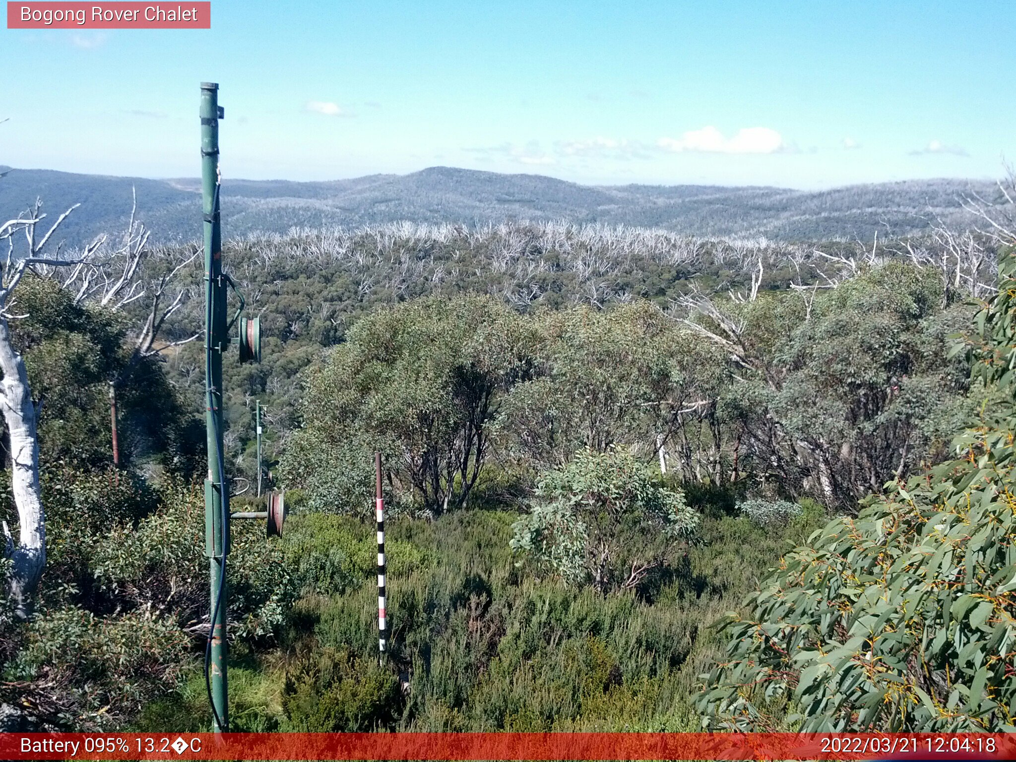 Bogong Web Cam 12:04pm Monday 21st of March 2022