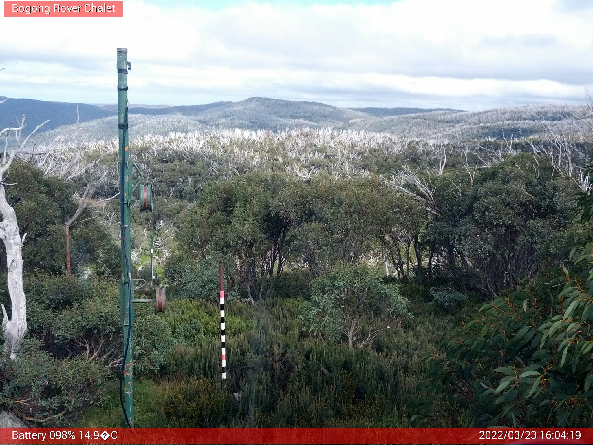 Bogong Web Cam 4:04pm Wednesday 23rd of March 2022