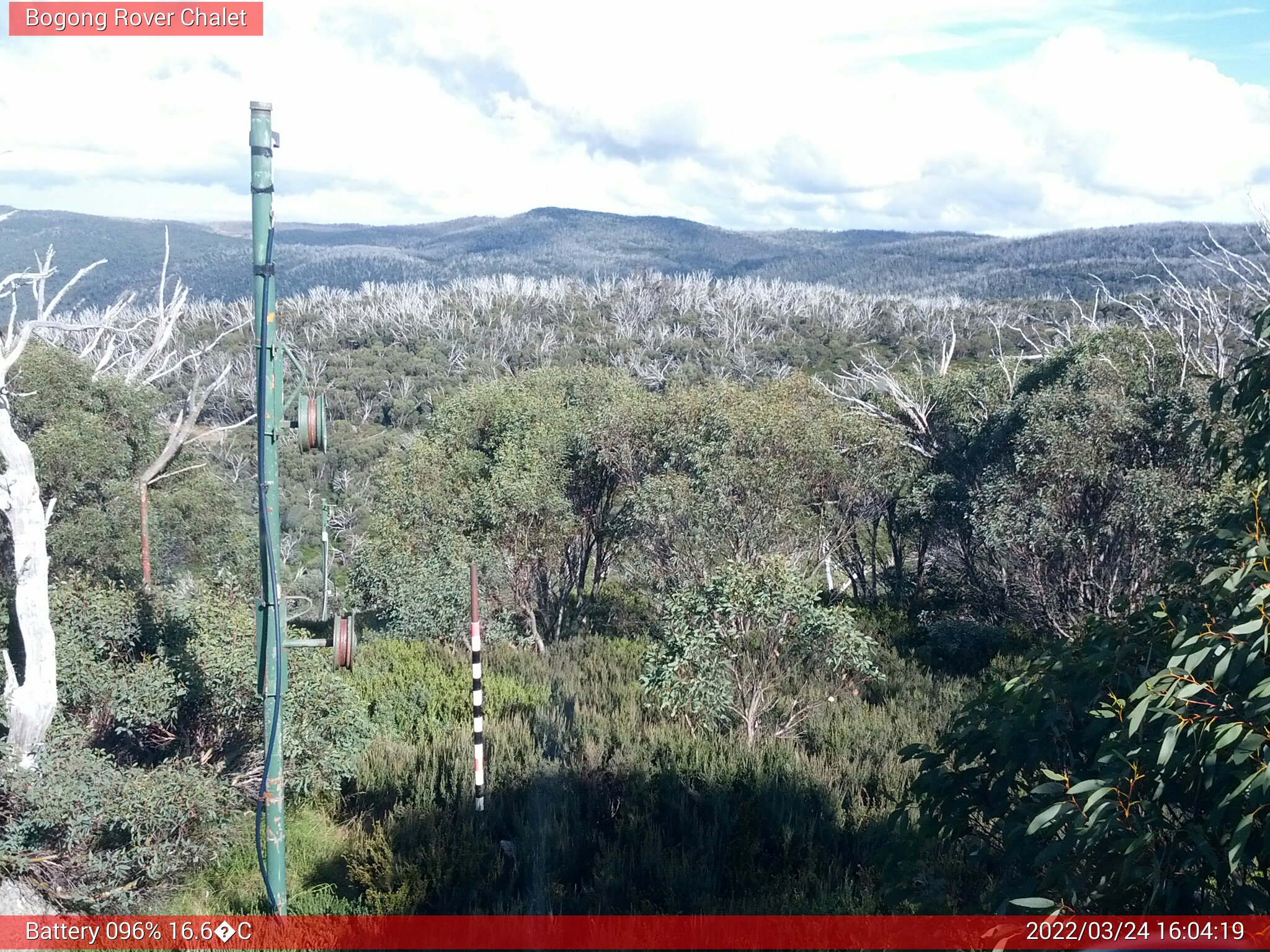 Bogong Web Cam 4:04pm Thursday 24th of March 2022