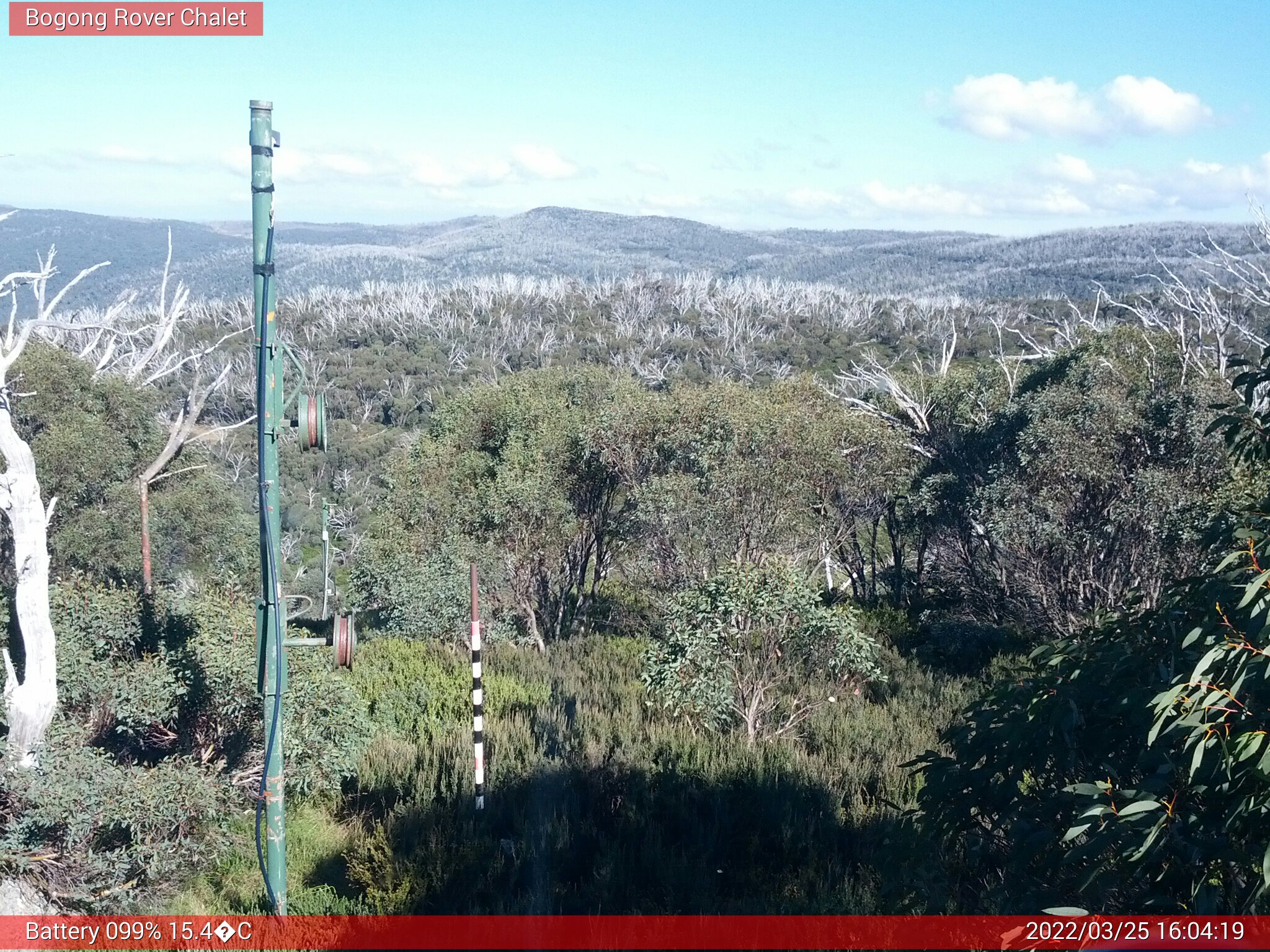 Bogong Web Cam 4:04pm Friday 25th of March 2022