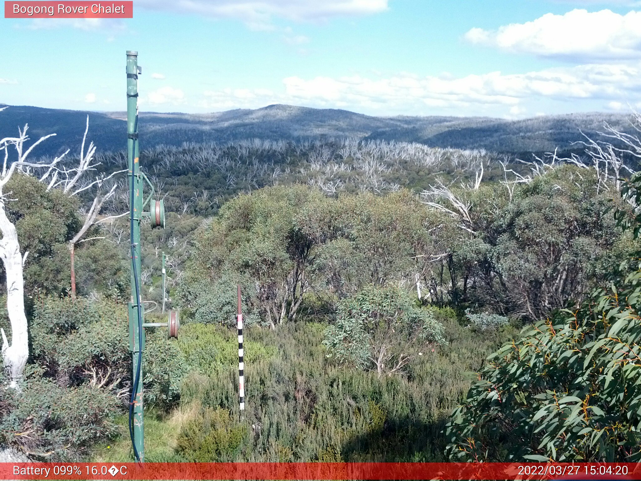 Bogong Web Cam 3:04pm Sunday 27th of March 2022