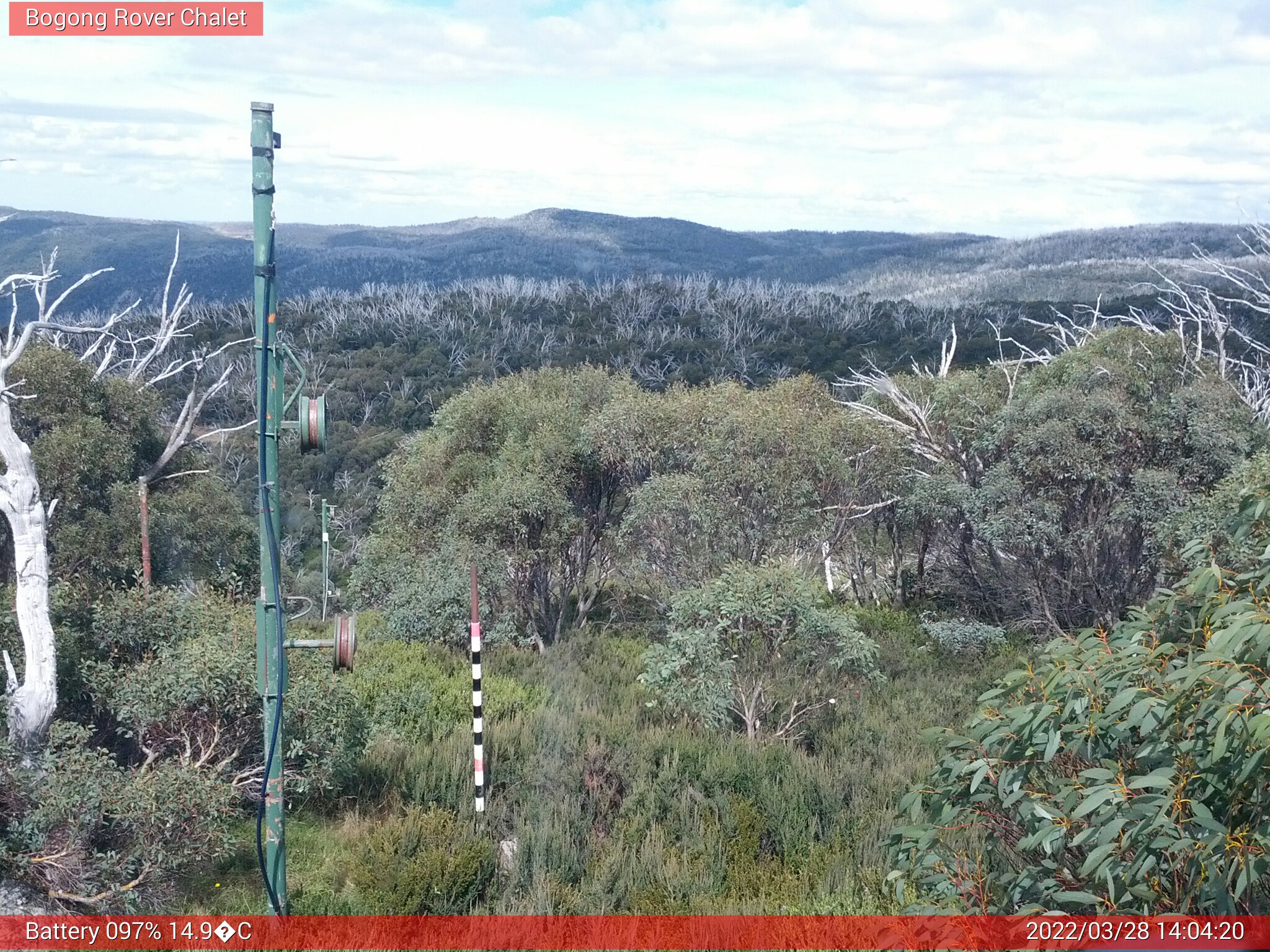 Bogong Web Cam 2:04pm Monday 28th of March 2022