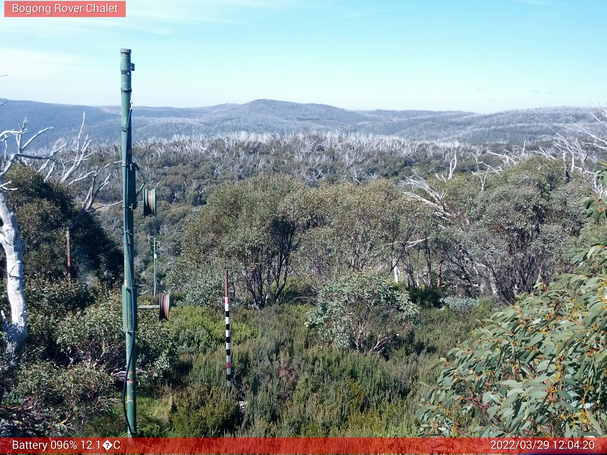 Bogong Web Cam 12:04pm Tuesday 29th of March 2022