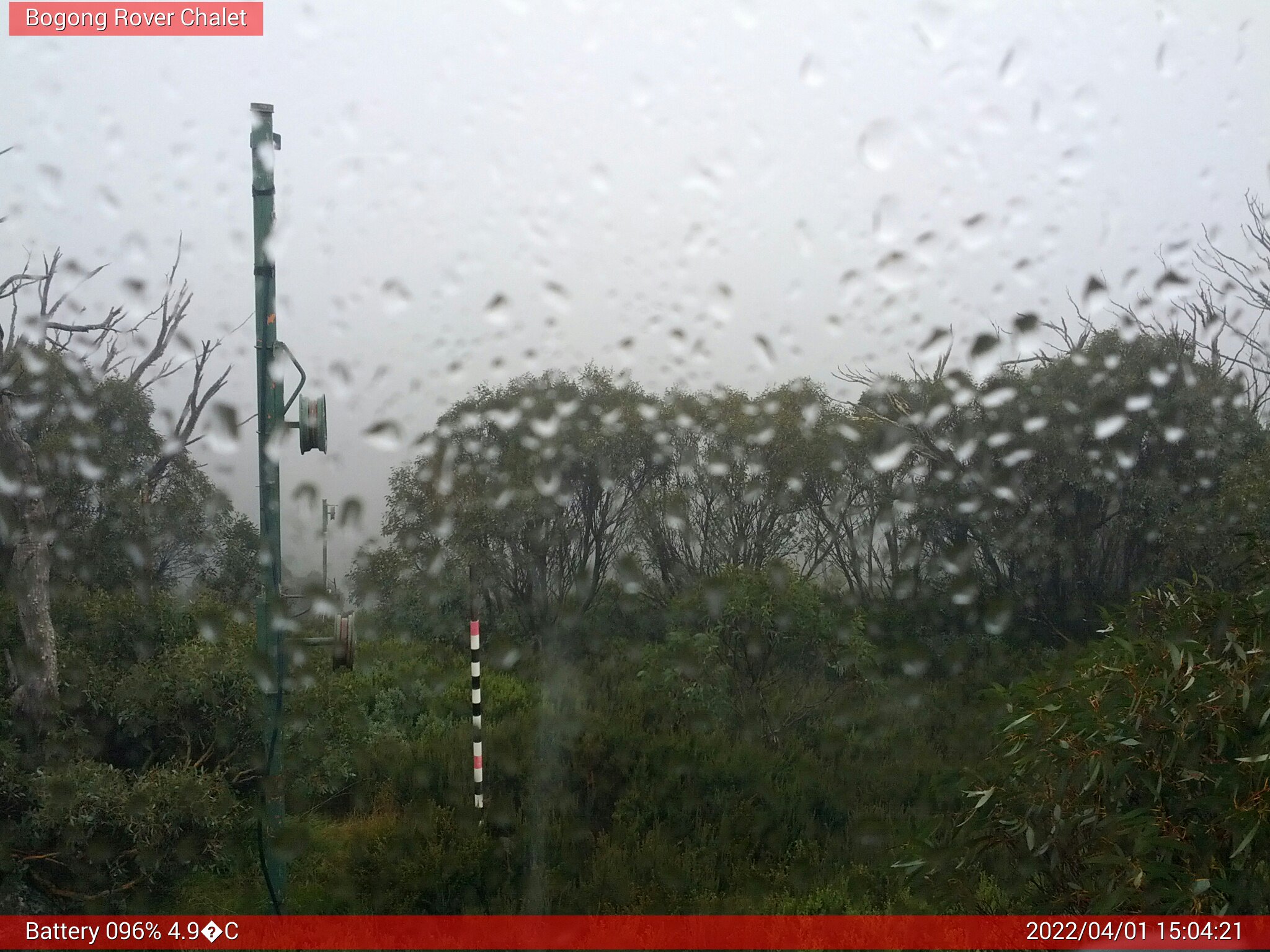 Bogong Web Cam 3:04pm Friday 1st of April 2022