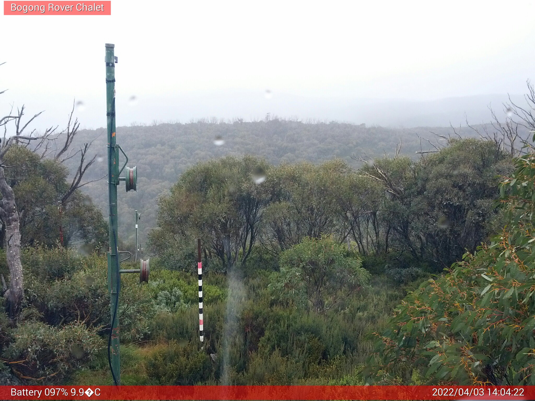 Bogong Web Cam 2:04pm Sunday 3rd of April 2022